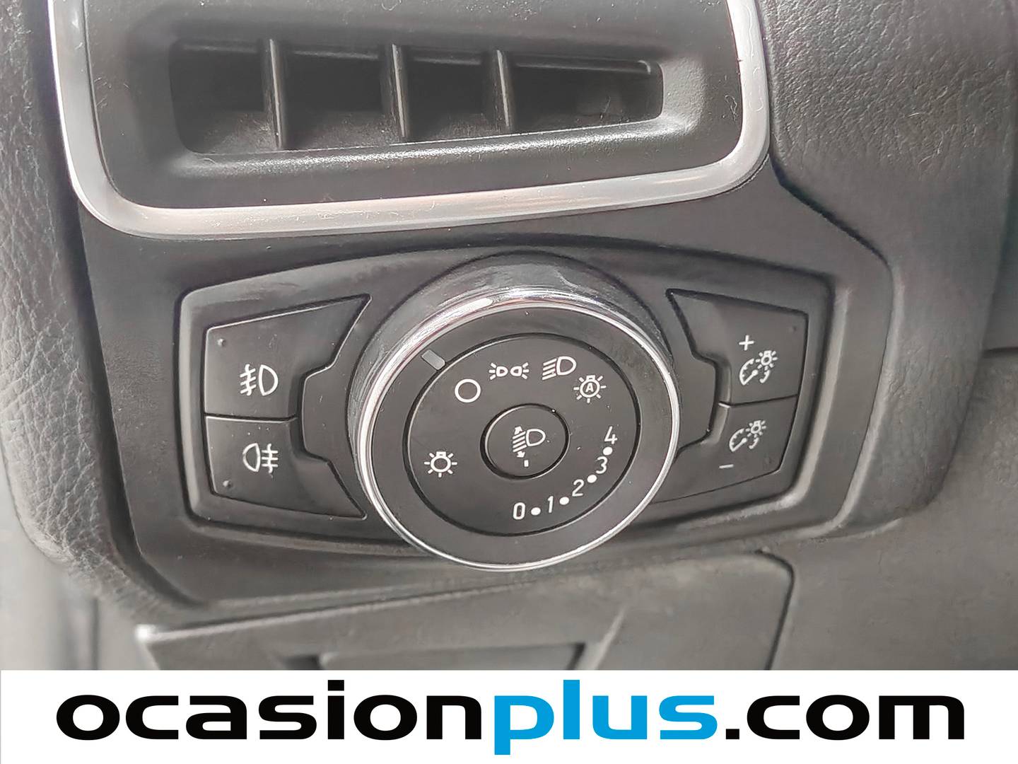 Extras y acabados del Ford Focus Ford Focus Sportbreak 1.6 TI-VCT Trend (125 CV)
