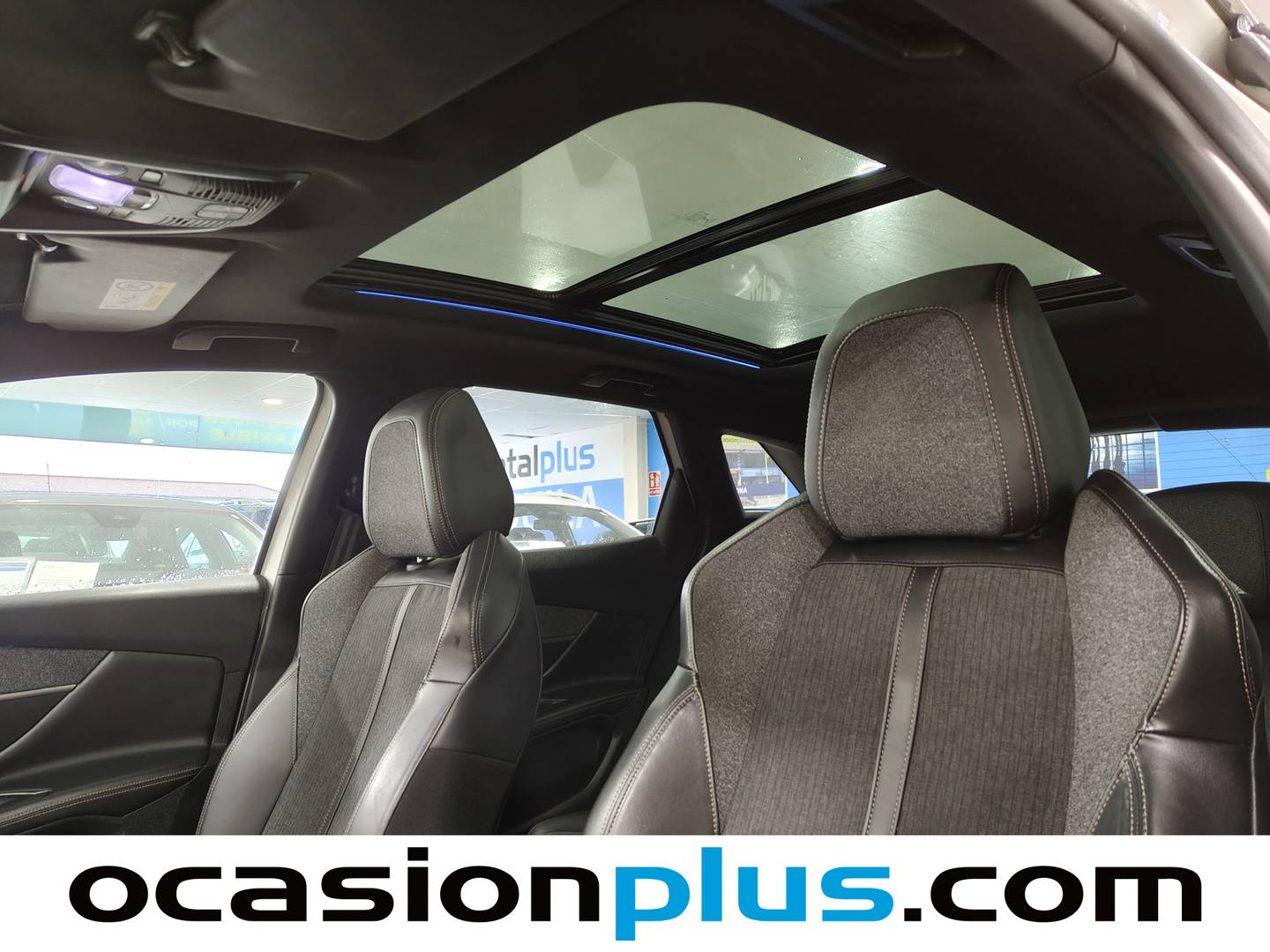 Foto Peugeot 3008 Peugeot 3008 PureTech 130 S&S GT Line (130 CV)