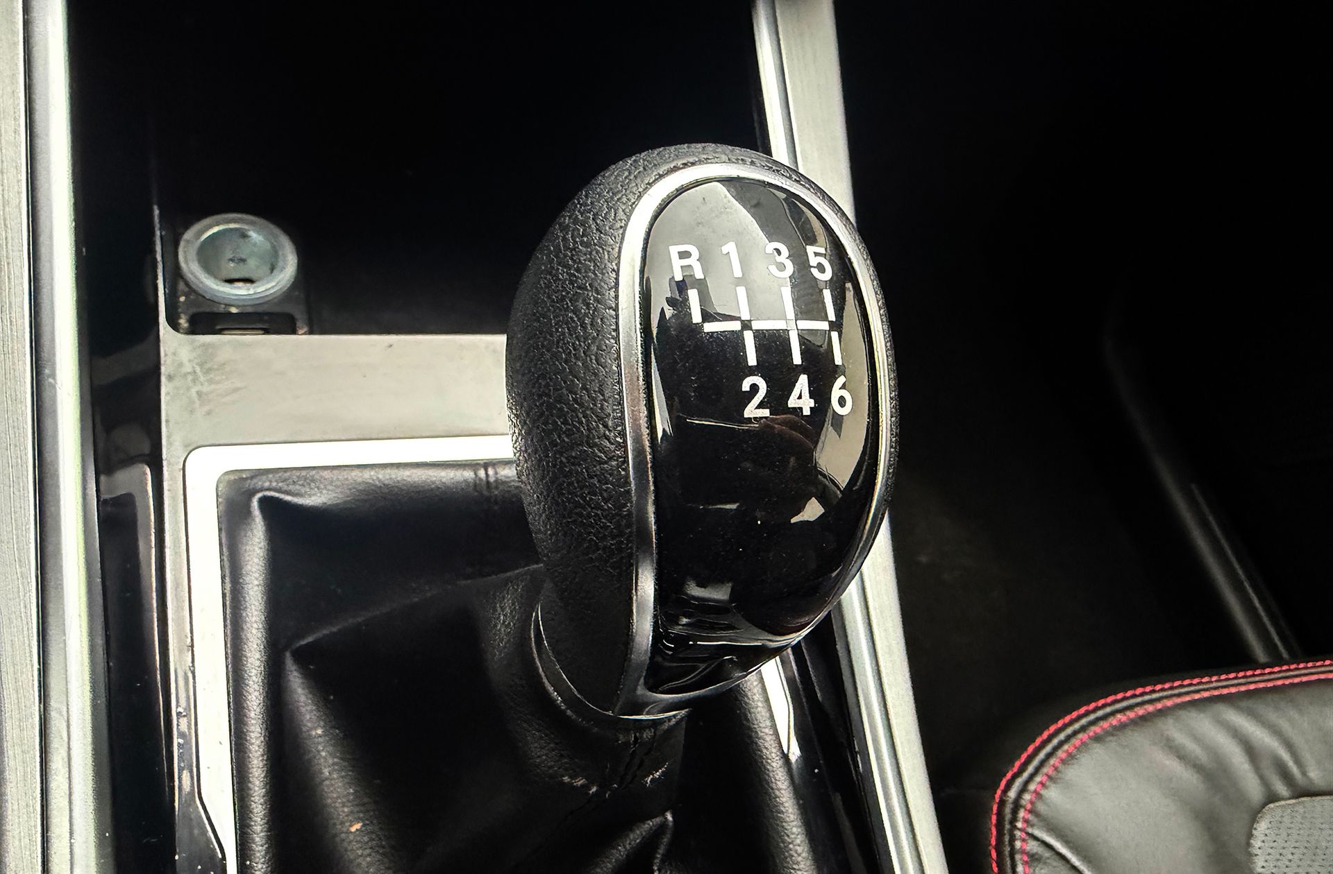SWM G01 1.5T Luxury - foto 5