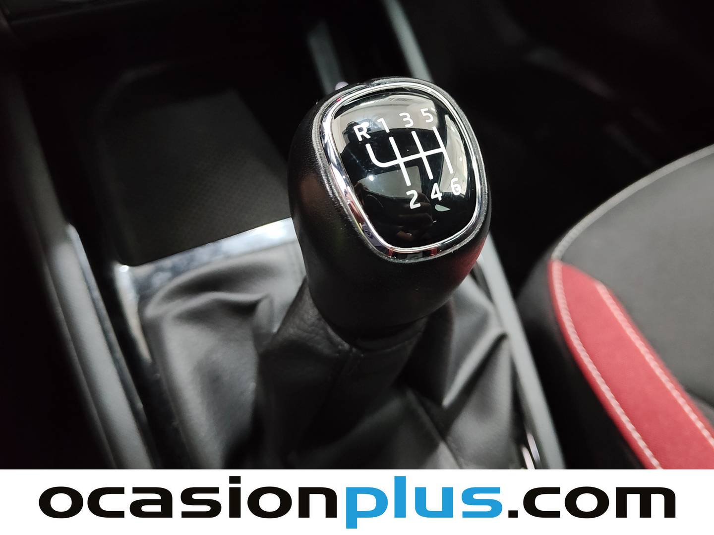 Foto Skoda Kamiq Skoda Kamiq 1.0 TSI Sport 81 kW (110 CV)