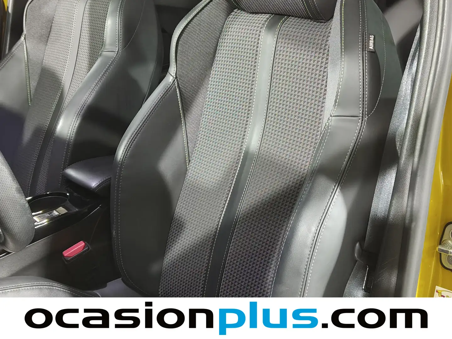 Foto Peugeot 208 Peugeot 208 BlueHDi 100 GT (100 CV)