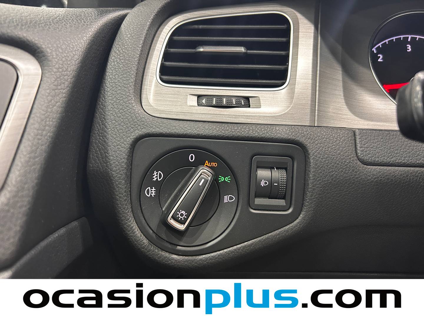 Extras del Volkswagen Golf Volkswagen Golf Advance 1.6 TDI BMT (110 CV)