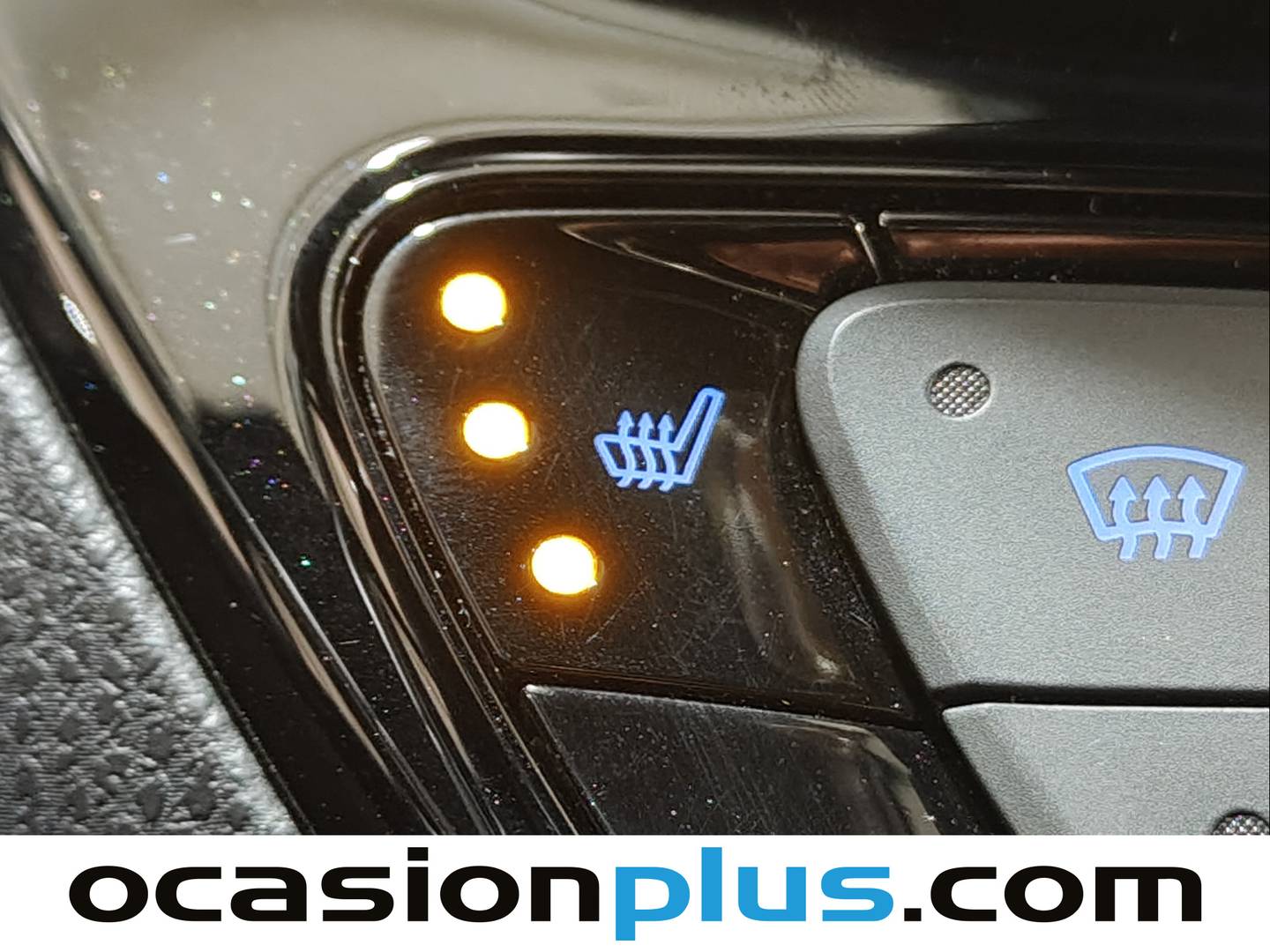 Extras y acabados del Toyota C-HR Toyota C-HR 1.8 125H Advance (122 CV)