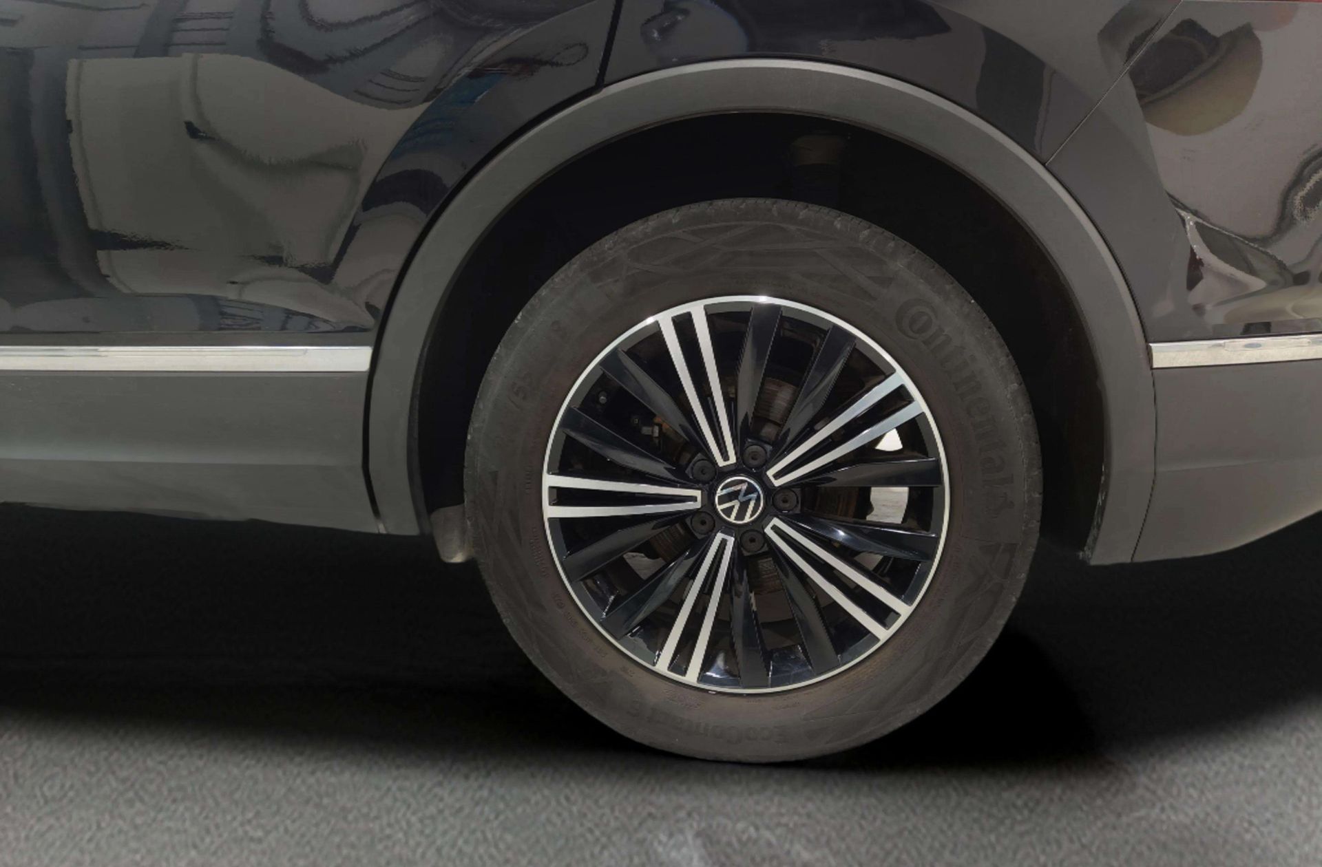 Volkswagen Tiguan Life 2.0 TDI DSG - foto 44