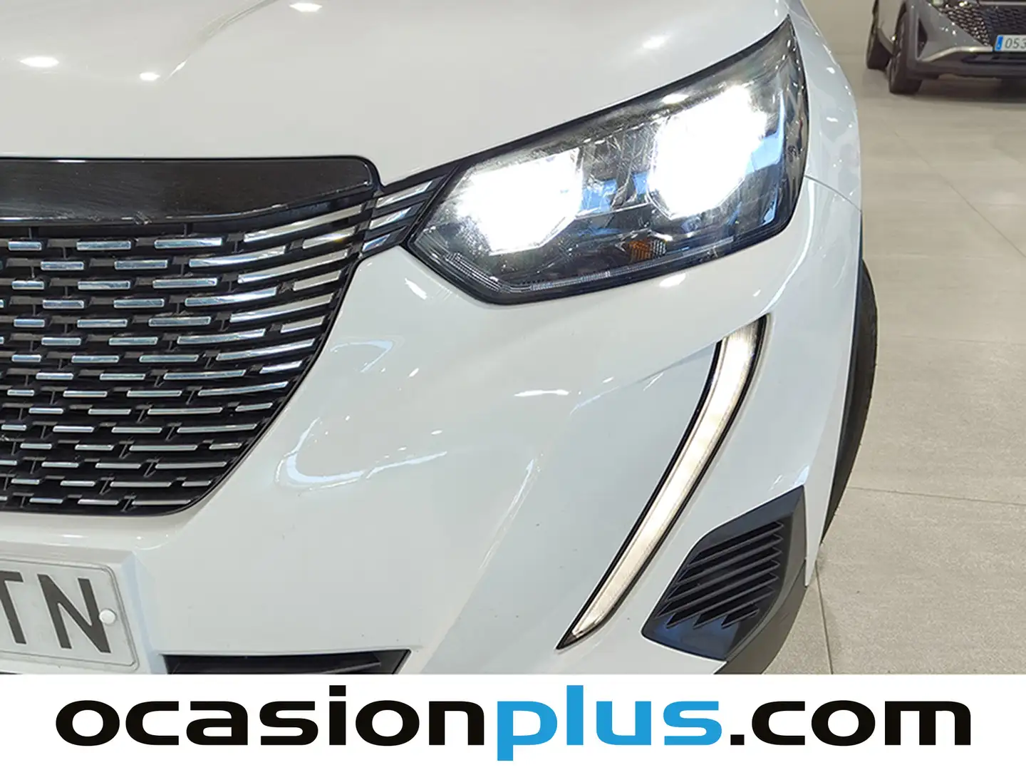 Foto Peugeot 2008 Peugeot 2008 BlueHDi 110 Allure (110 CV)