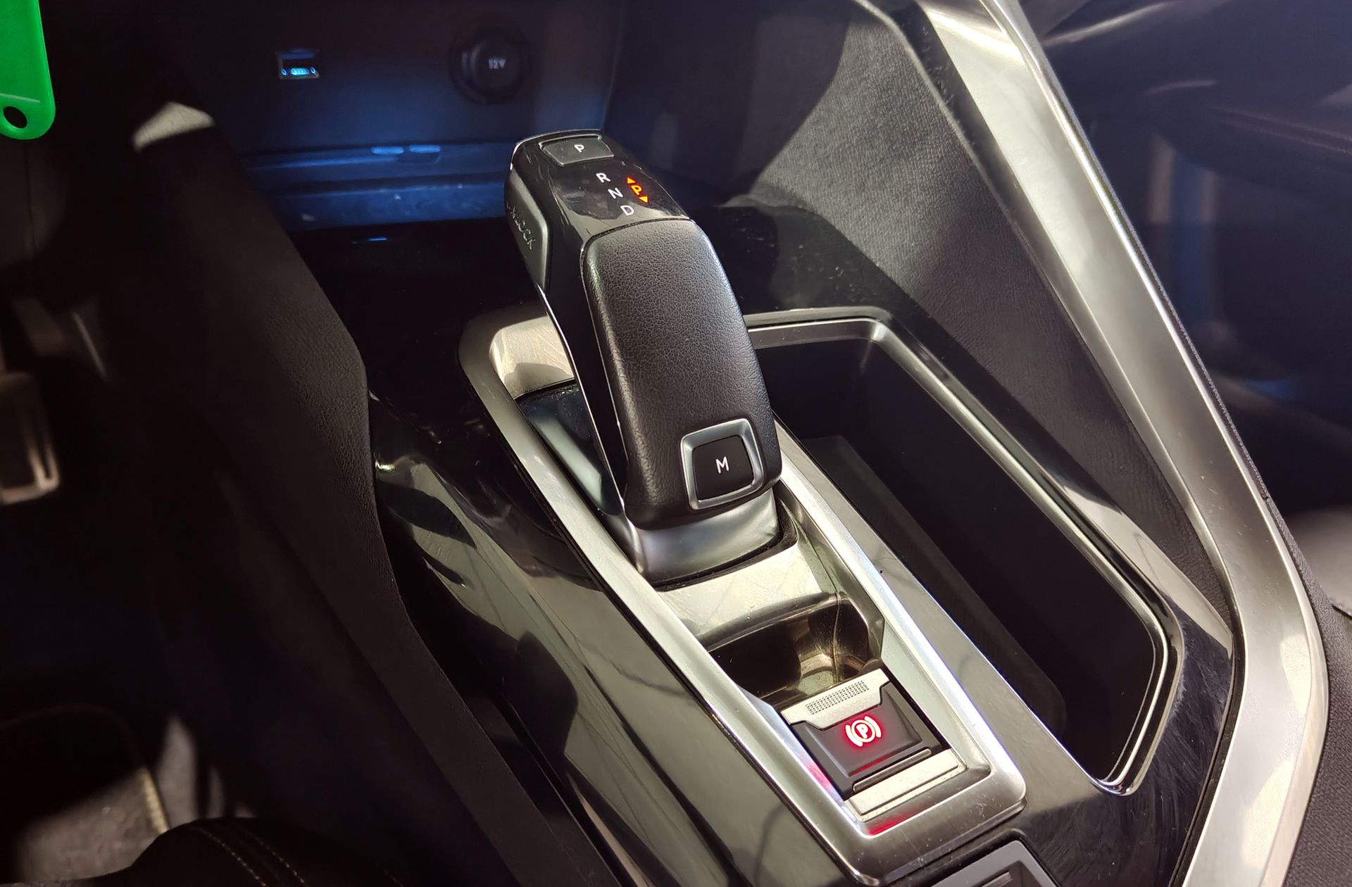 Peugeot 3008 PureTech 130 GT Line EAT8 - foto 6