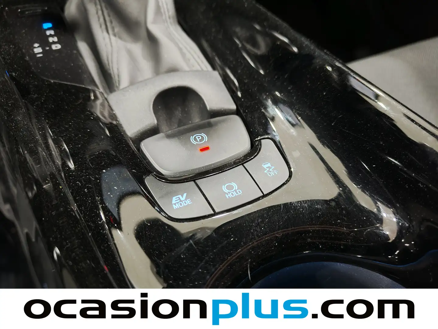 Foto Toyota C-HR Toyota C-HR 180H Advance (184 CV)