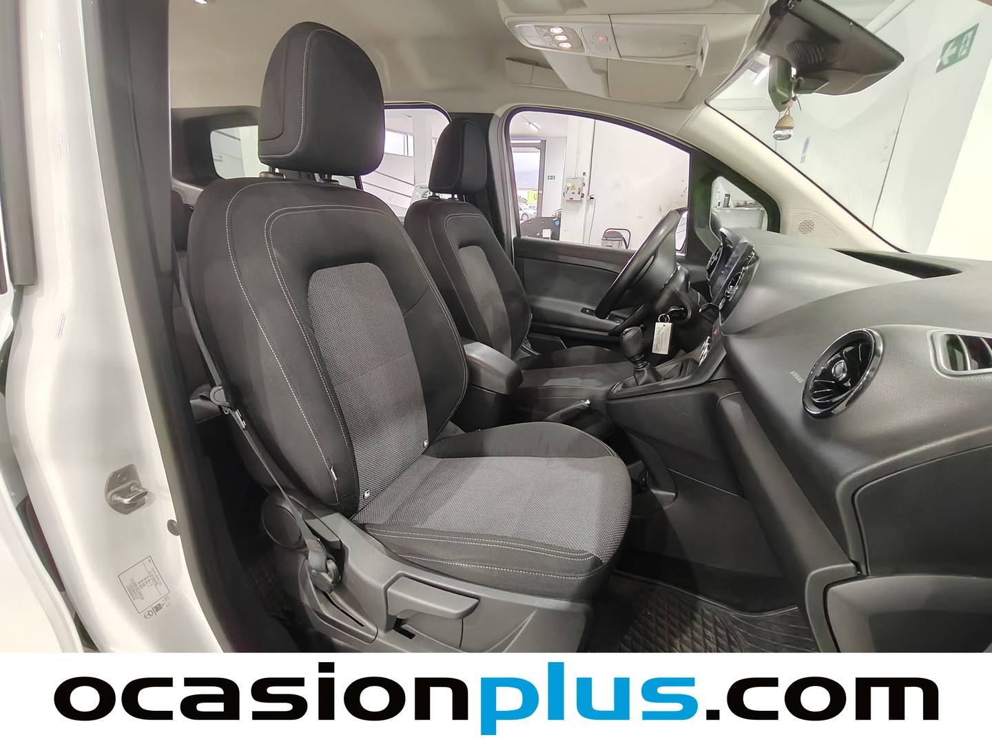 Foto Mercedes Citan Mercedes-Benz Citan Combi 110 CDI Tourer Base Largo (95 CV)