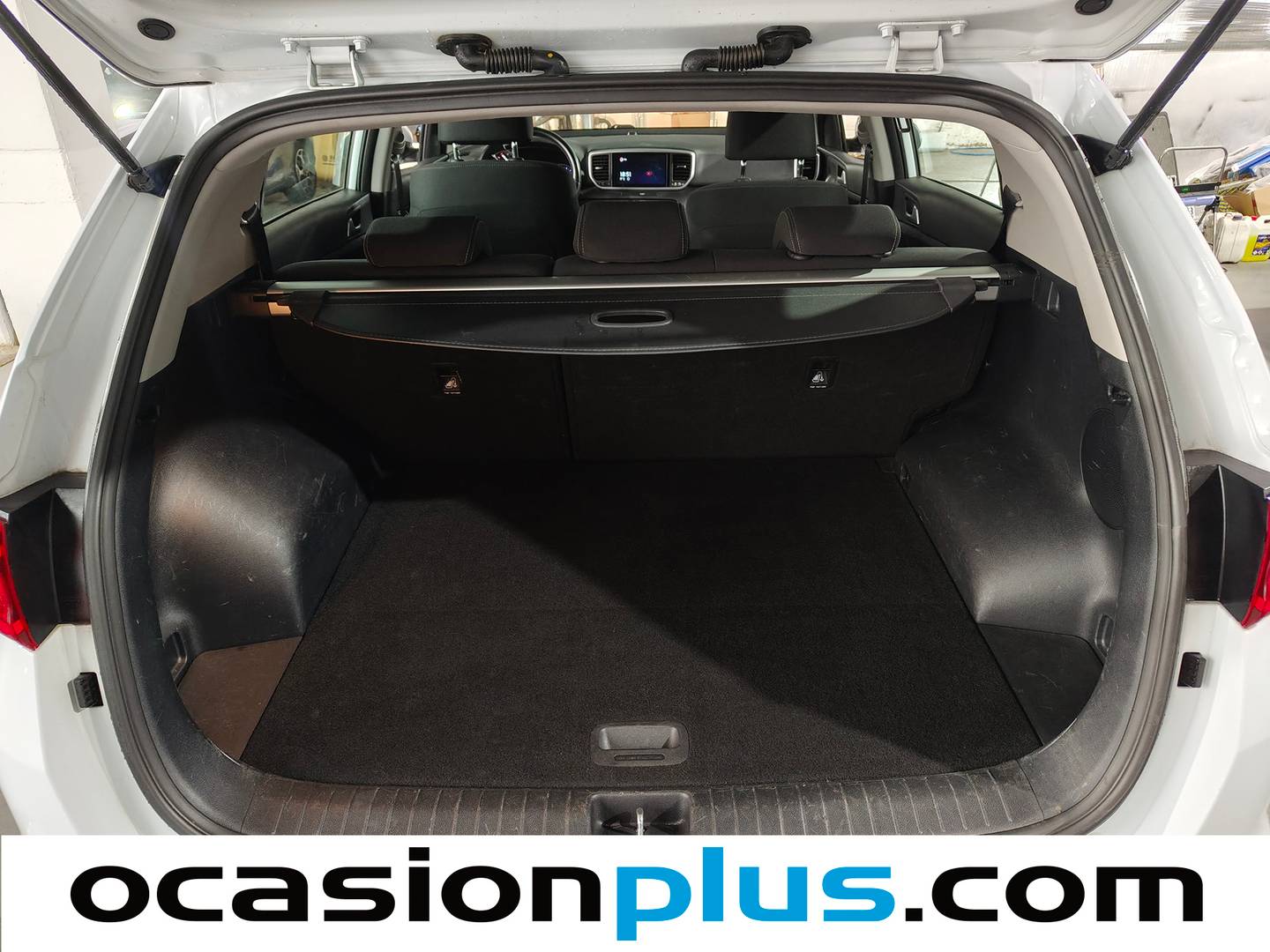 Fotos maletero KIA Sportage Kia Sportage 1.6 MHEV Business 4x4 (136 CV)