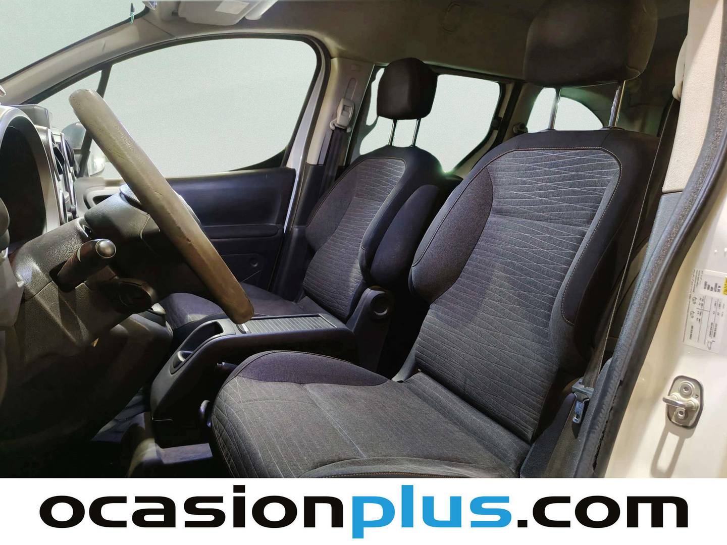 Foto asientos delanteros Citroën Berlingo Citroën Berlingo Multispace 20 Aniversario BlueHDi  (100 CV)