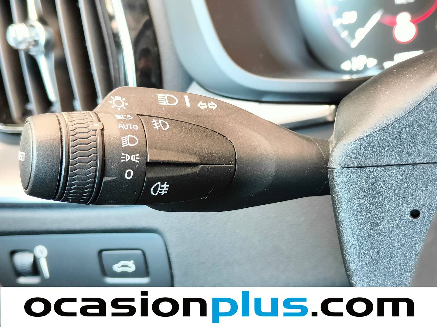 Accesorios del Volvo XC60 Volvo XC60 B4 Momentum AWD Auto (190 CV)