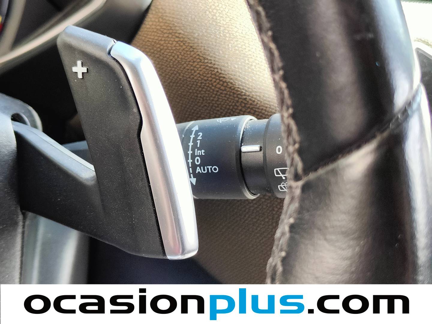 Foto DS DS 3 Crossback DS DS3 BlueHDi 130 So Chic Auto  (131 CV)