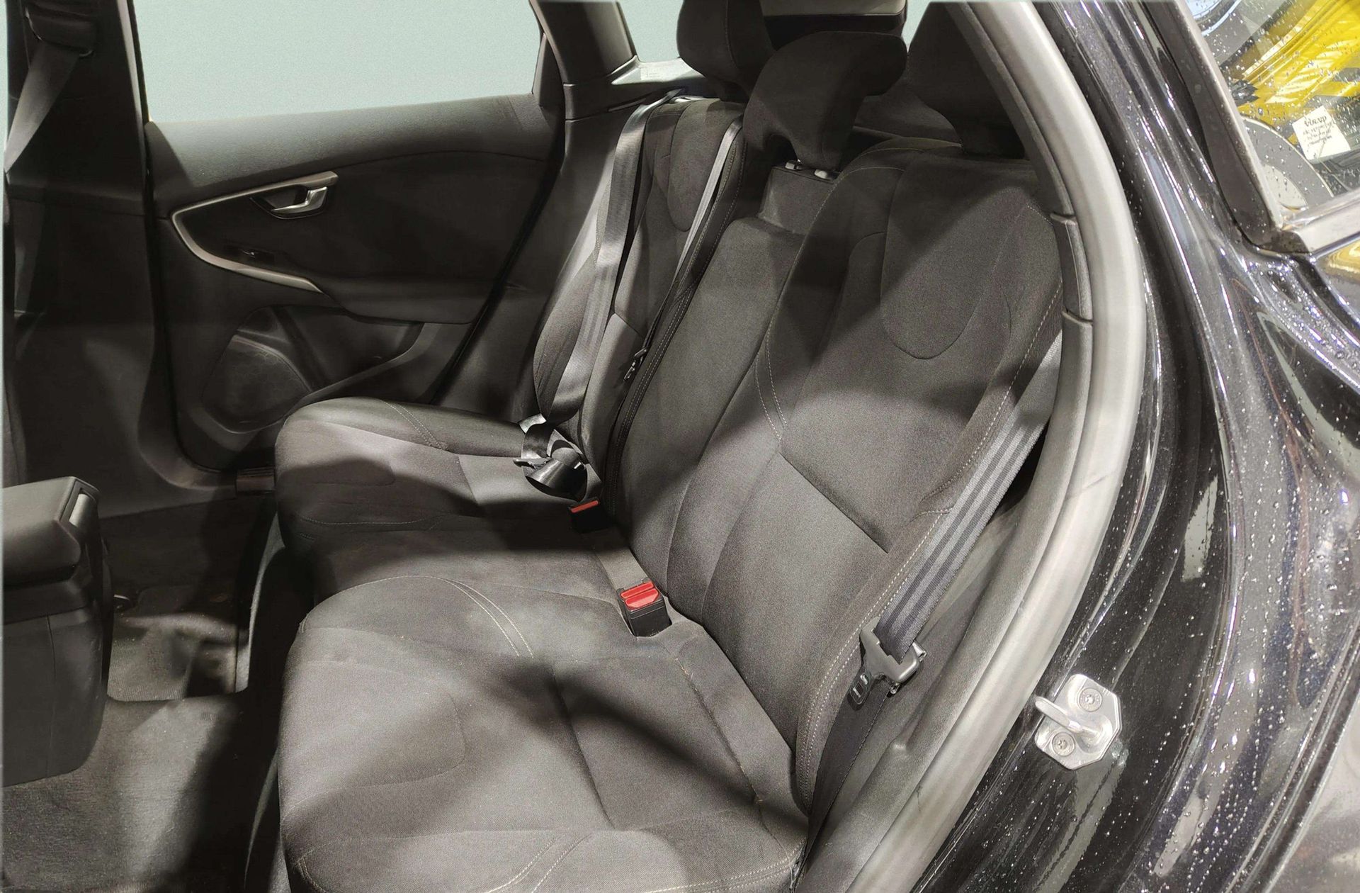 Volvo V40 D2 Kinetic - foto 9
