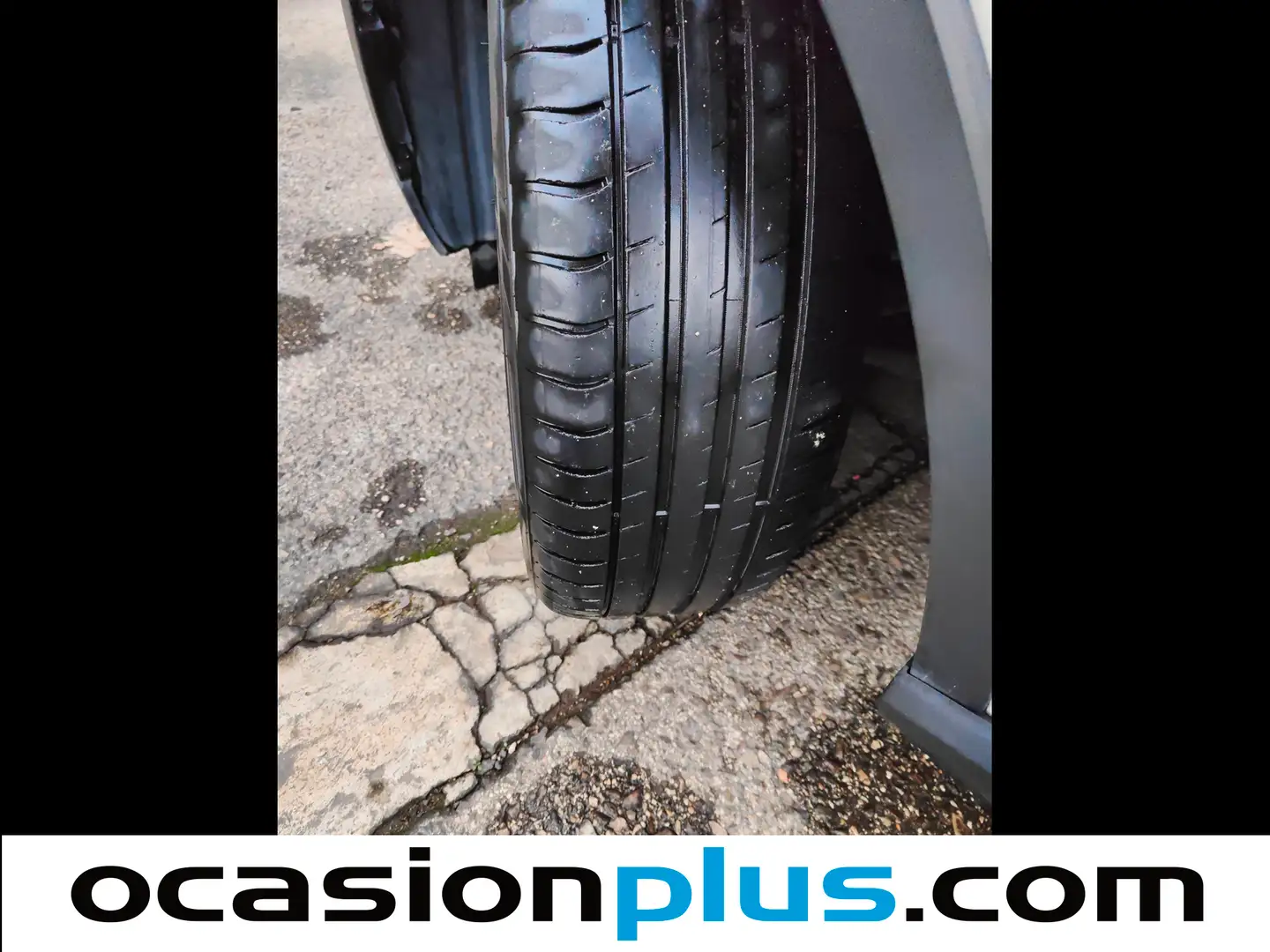 Foto Toyota C-HR Toyota C-HR 1.8 125H Active (122 CV)