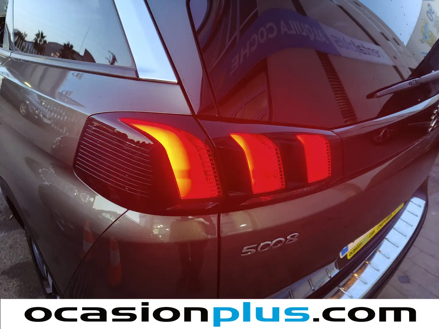 Foto Peugeot 5008 Peugeot 5008 BlueHDi 130 S&S Allure (130 CV) 7 Plazas