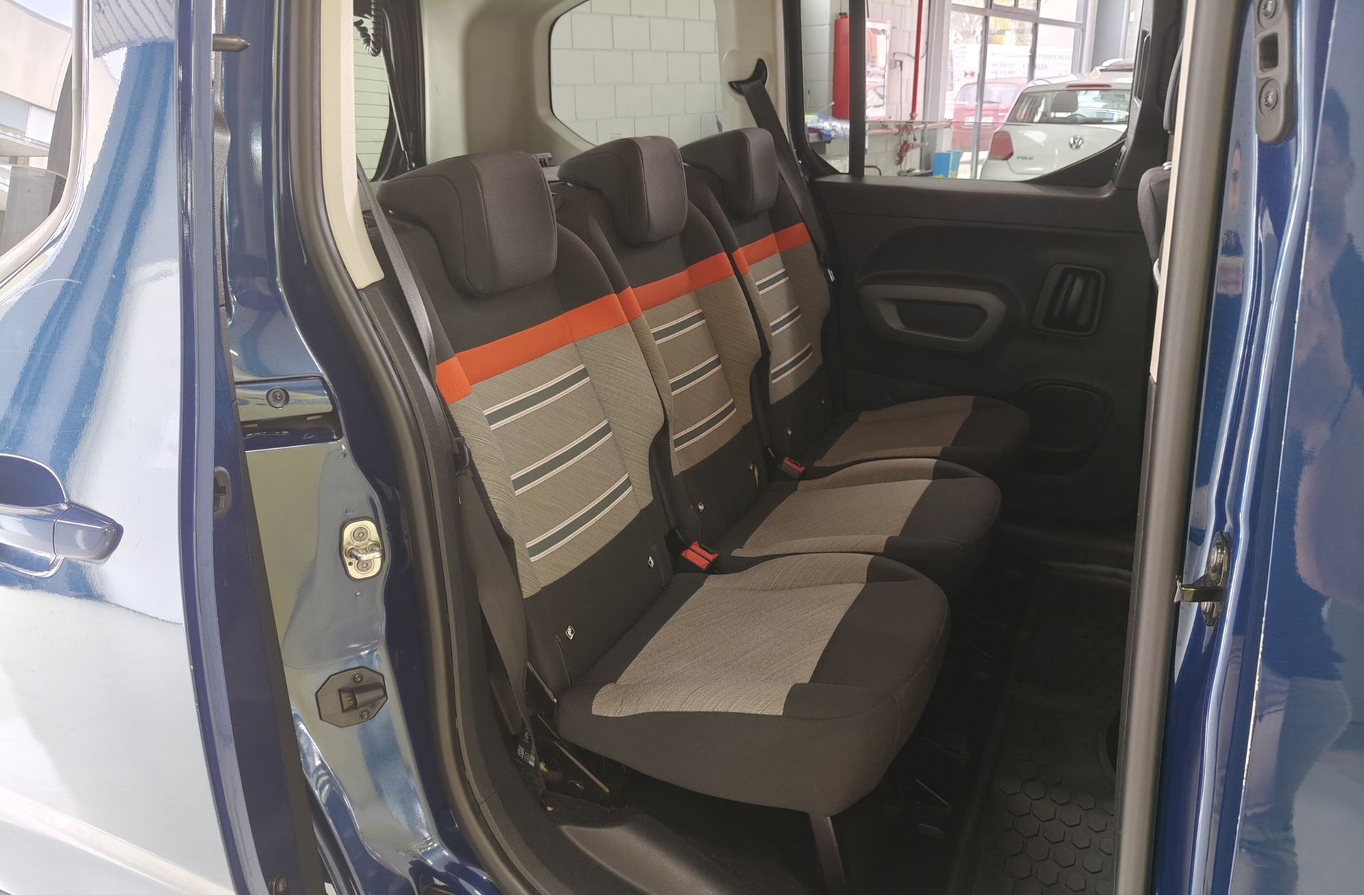 Citroën Berlingo BlueHDi 100 Talla M Shine - foto 16