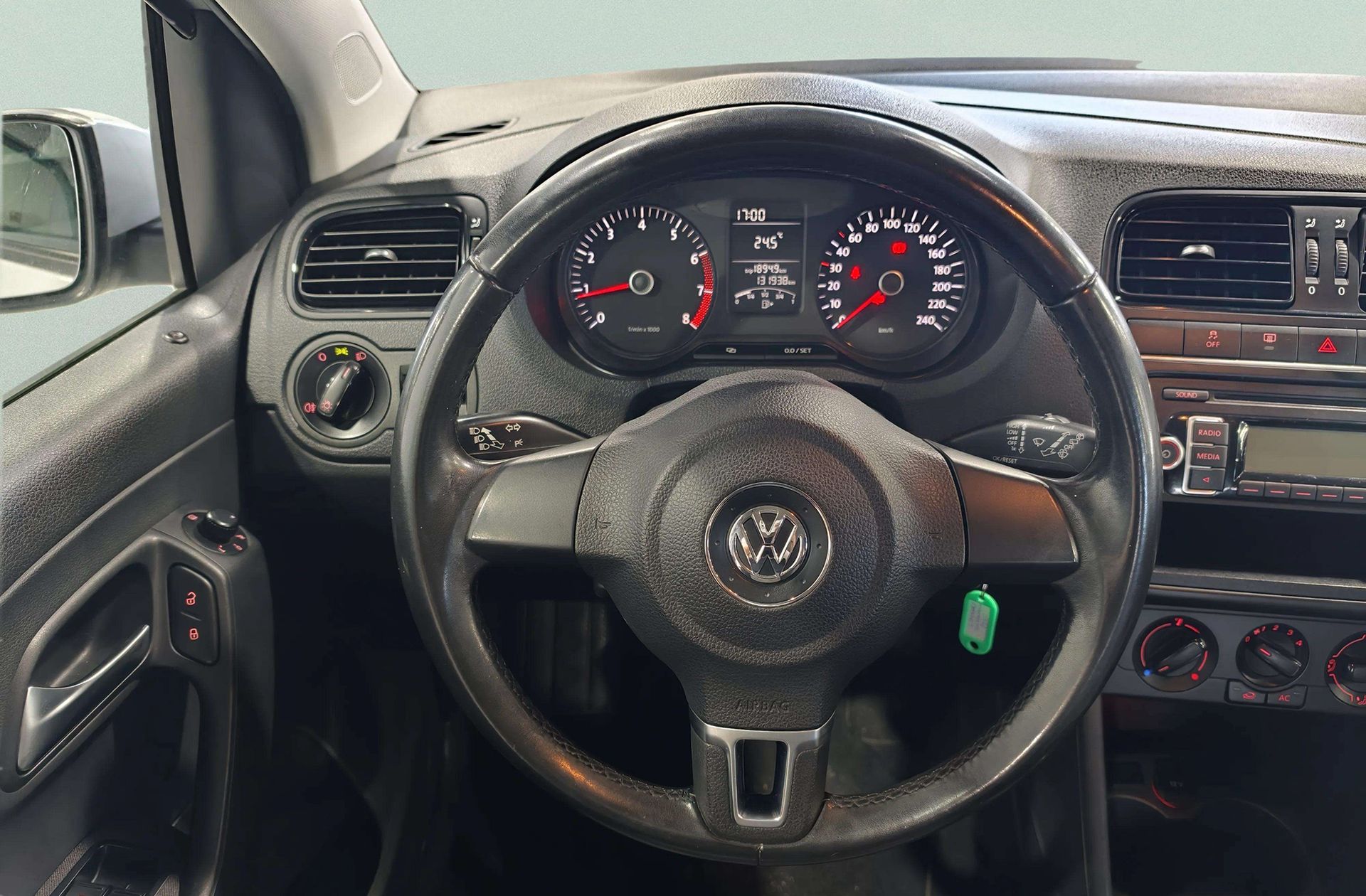 Volkswagen Polo Advance 1.4 - foto 18