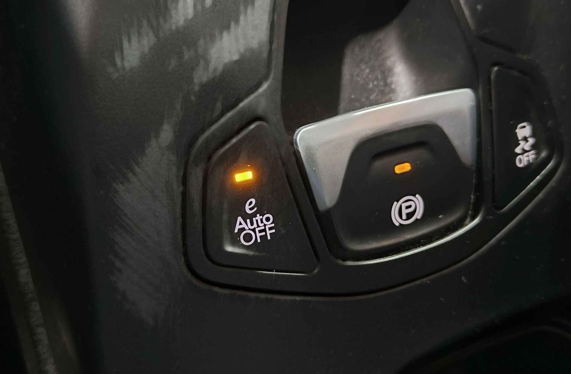 Jeep Renegade eHybrid 1.5 Limited ATX - foto 11