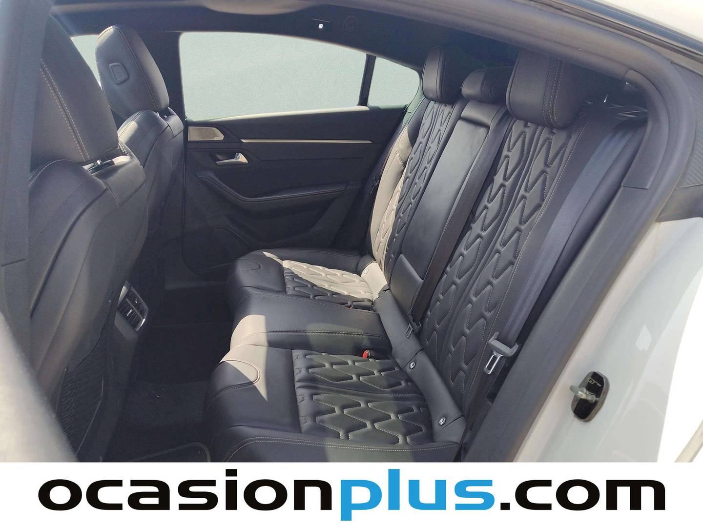 Foto asientos traseros Peugeot 508 Peugeot 508 PureTech 180 S&S GT Line EAT8 (180 CV)