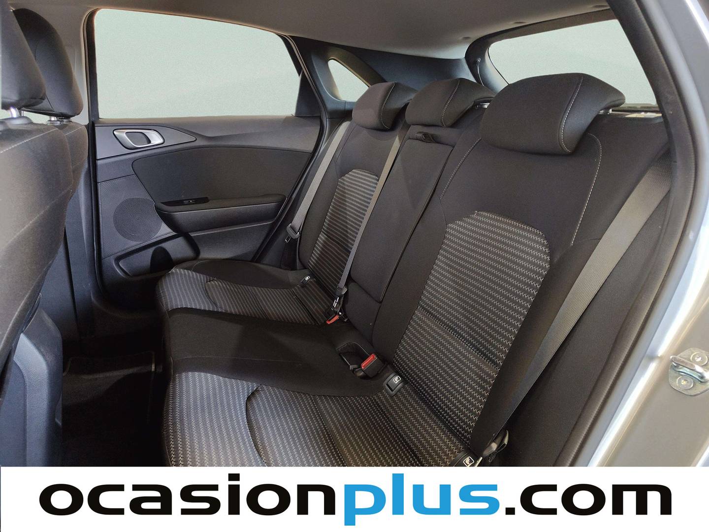 Foto asientos traseros KIA Ceed KIA Ceed 1.0 T-GDI Drive (100 CV)