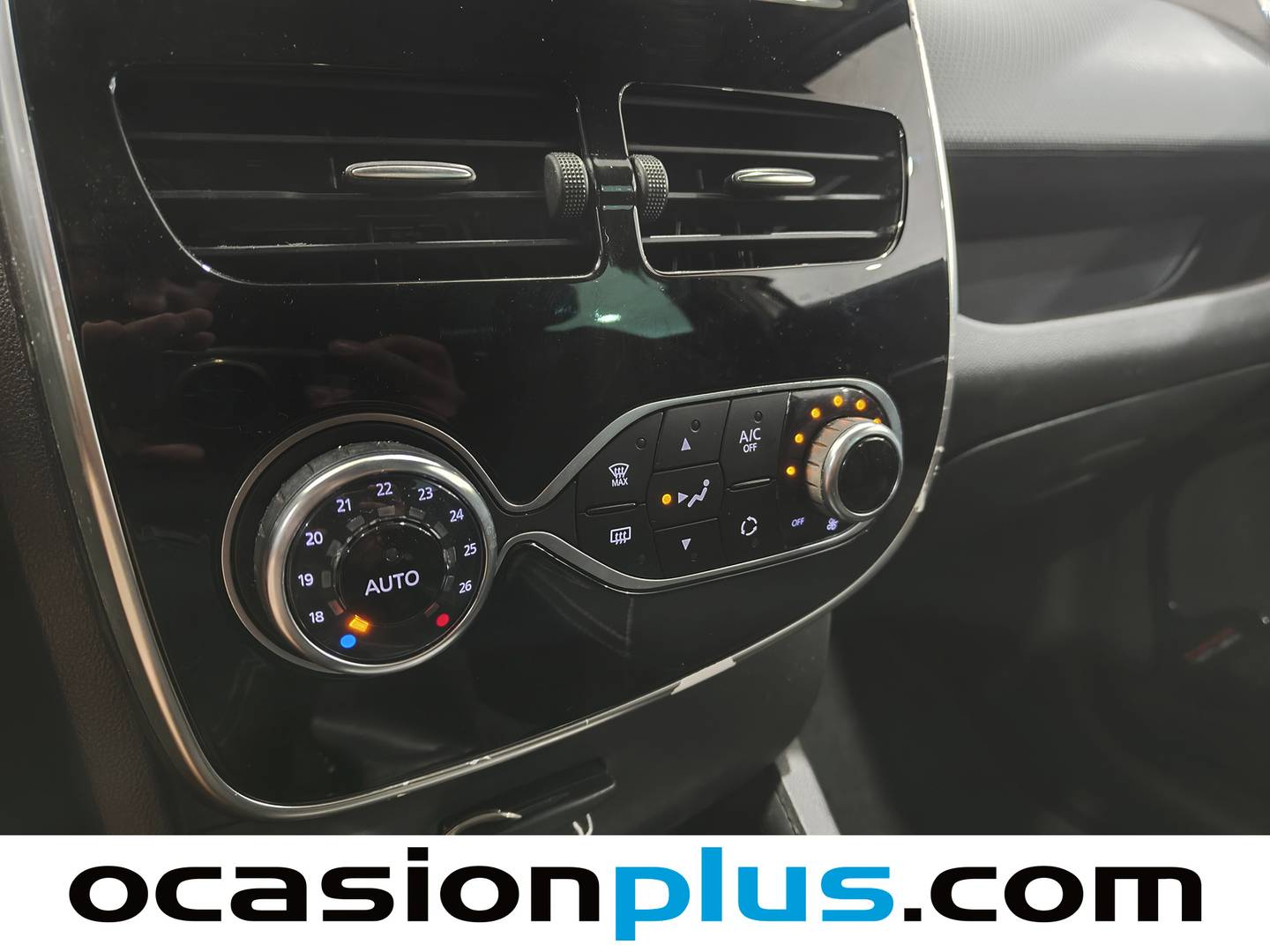 Equipamiento del Renault Clio Renault Clio Limited Energy TCe (90 CV)