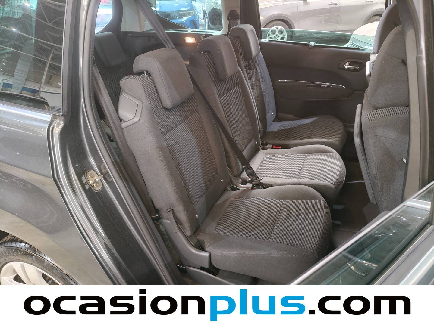 Foto asientos traseros Peugeot 5008 Peugeot 5008 1.6 BlueHDi Style FAP 7 Plazas (120 CV)