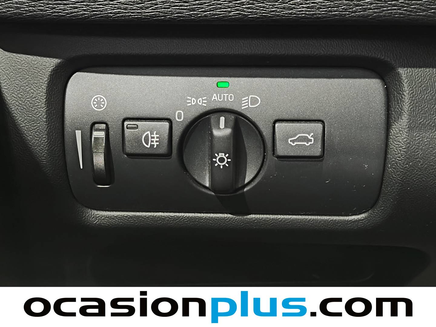 Extras del Volvo V40 Volvo V40 T2 Momentum (122 CV)