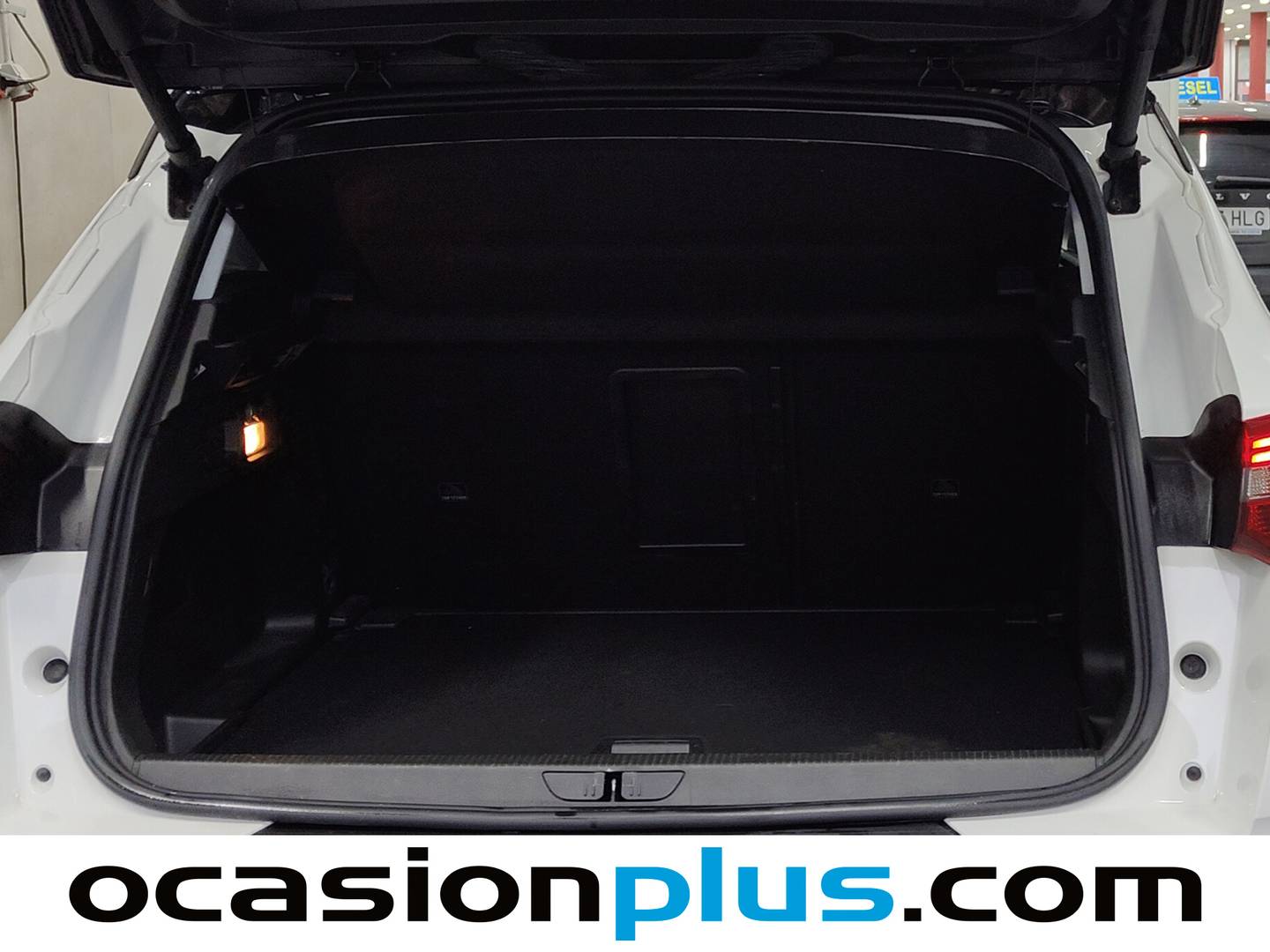 Fotos maletero Opel Grandland X Opel Grandland X 1.6 Turbo Ultimate Auto (181 CV)