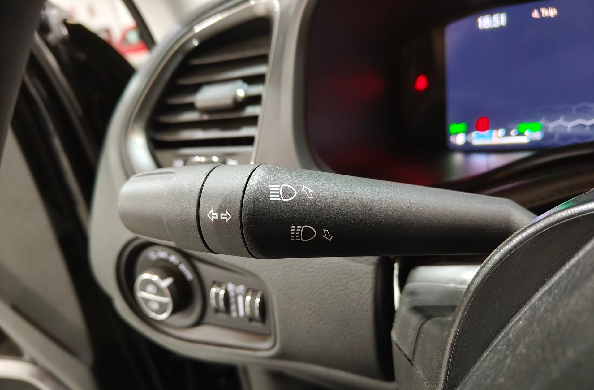 Jeep Renegade eHybrid 1.5 Limited ATX - foto 26