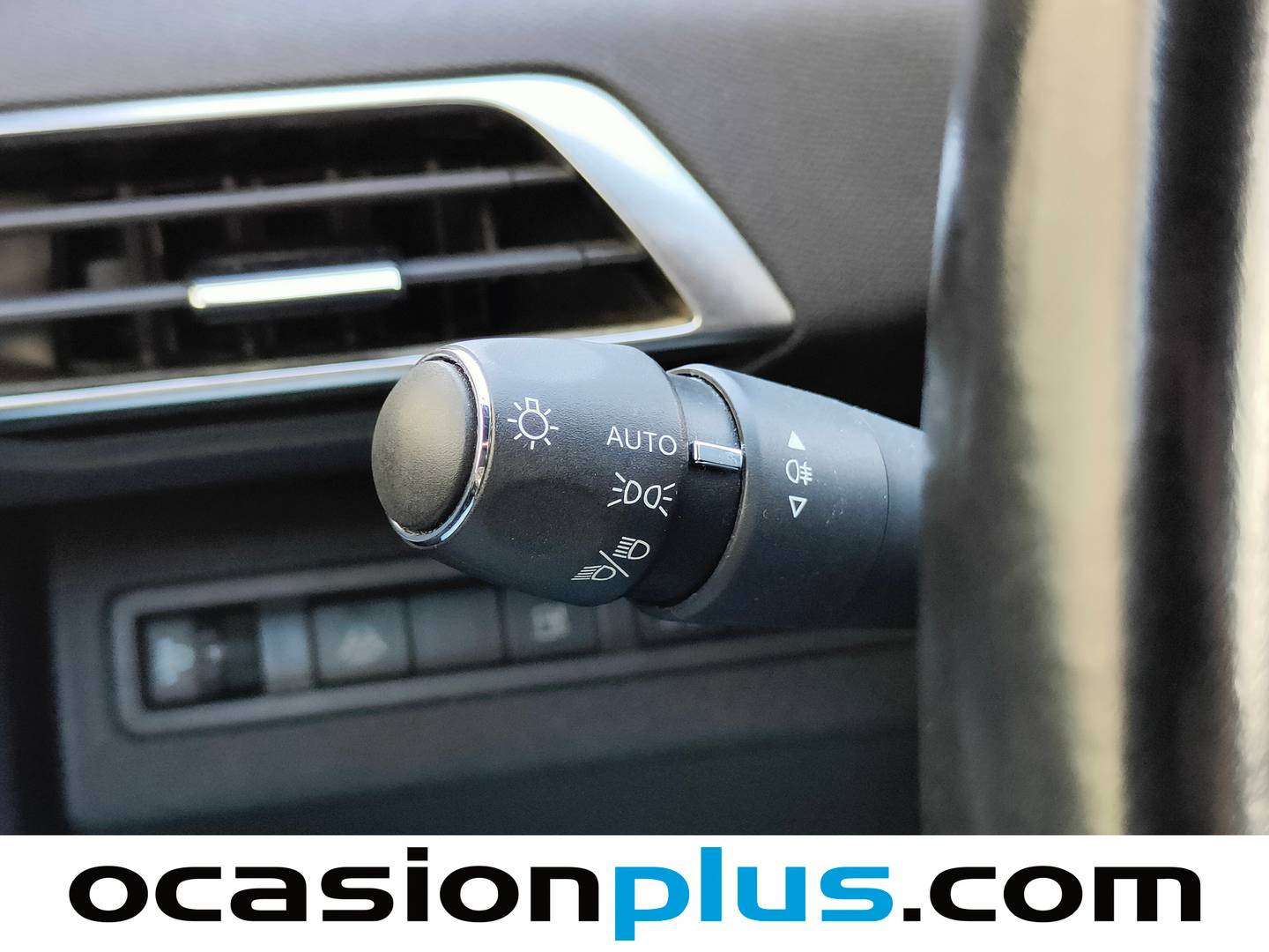 Foto Peugeot 3008 Hybrid Peugeot 3008 300 Allure Pack e-EAT8  (300 CV)