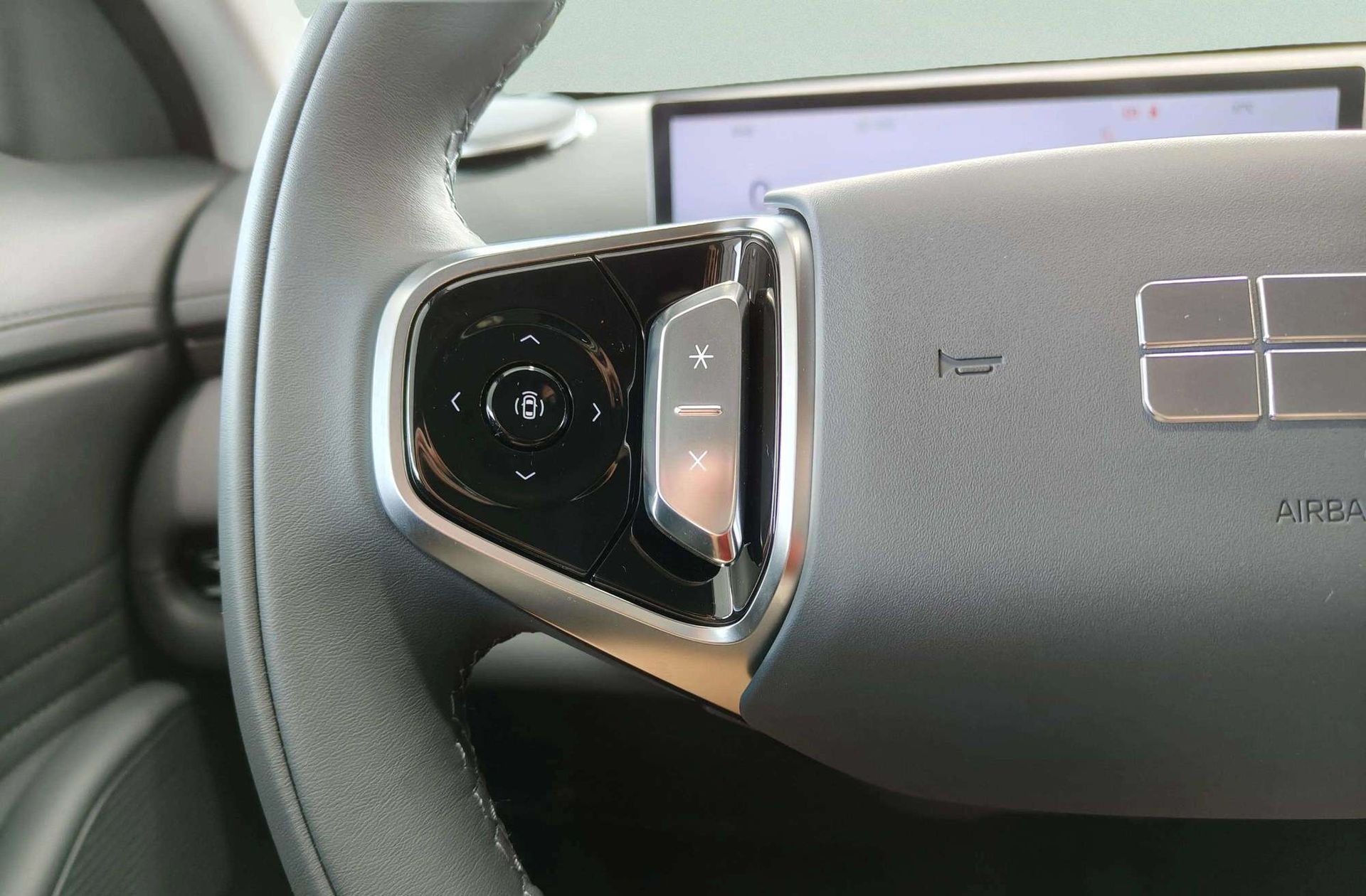 Geely Starray EM-i 1.5 PHEV Pro - foto 29