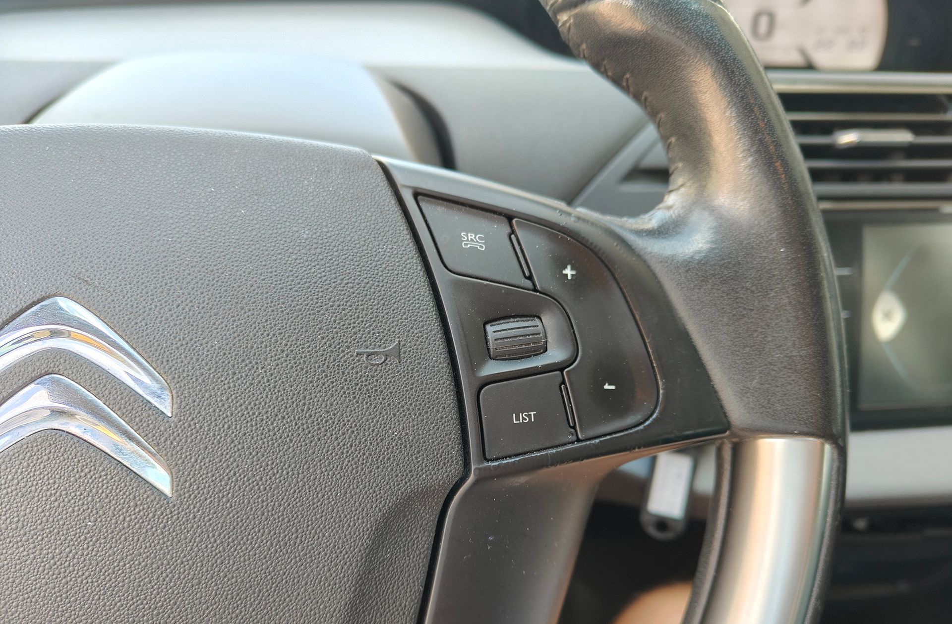 Citroën C4 Picasso PureTech 130 Live Edition - foto 22