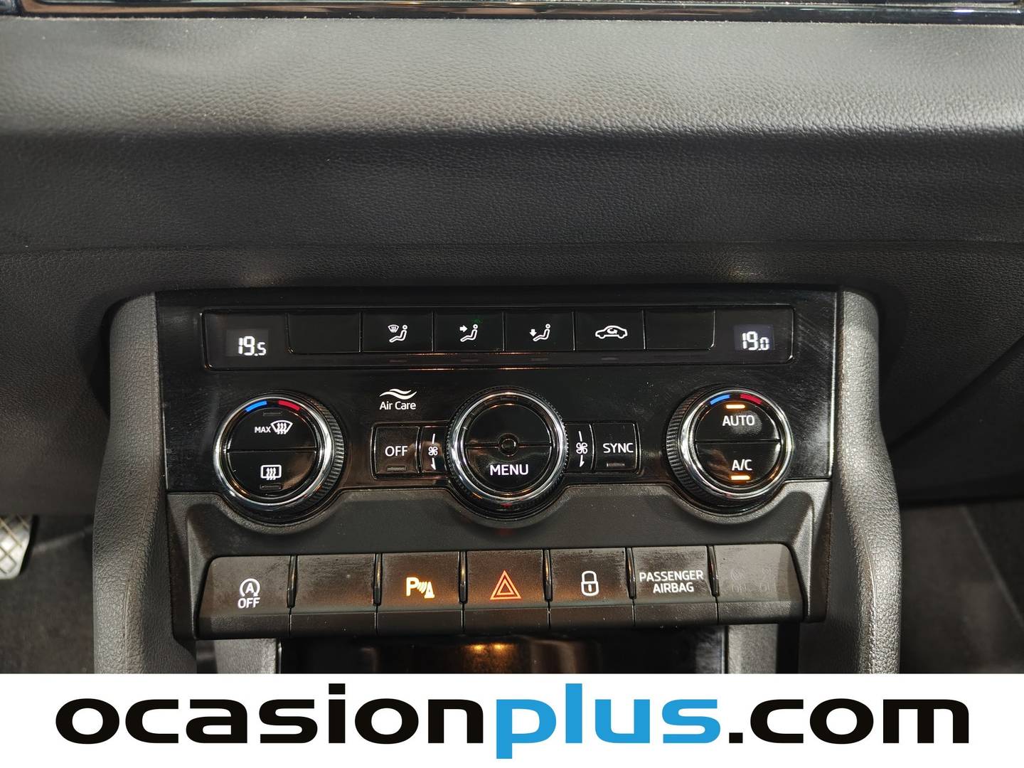 Foto Skoda Karoq Skoda Karoq 2.0 TDI Selection (115 CV)