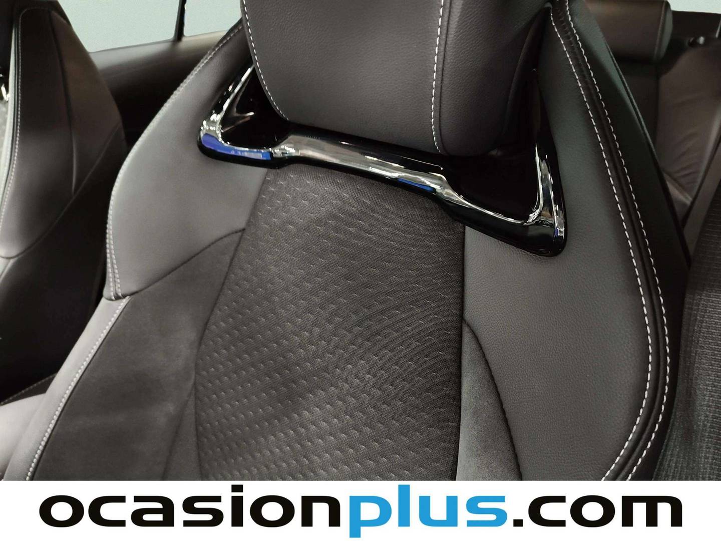 Extras y acabados del Toyota Corolla Toyota Corolla 200H Touring Sport Style Edition (196 CV)