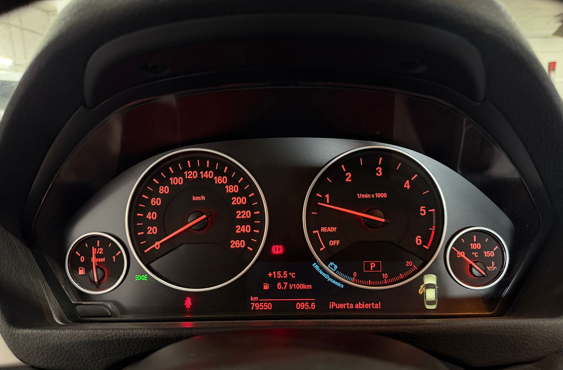 BMW Serie 3 318d - foto 21