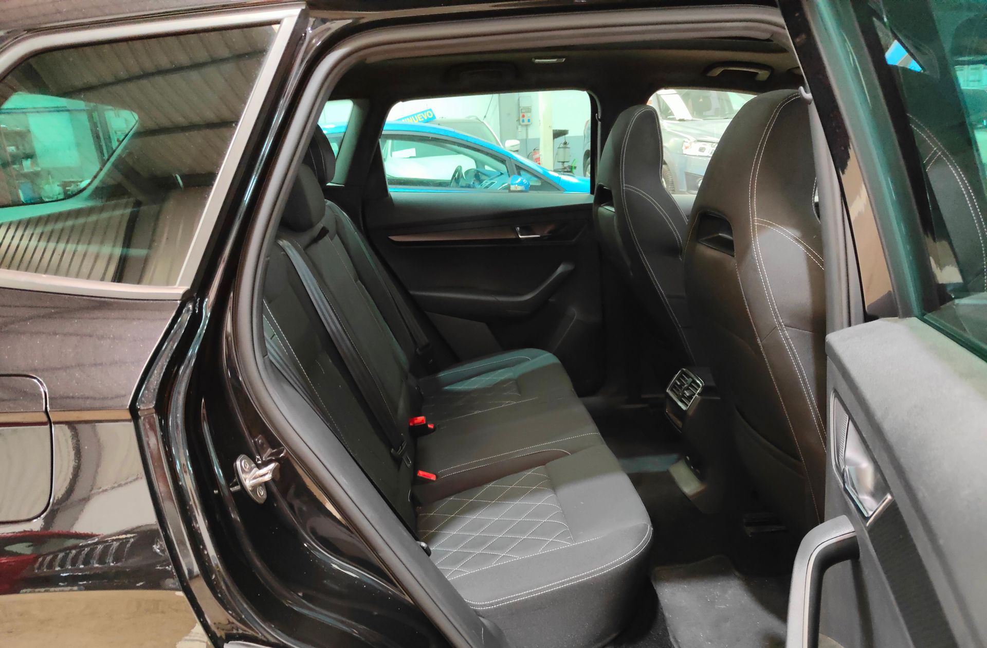 Škoda Karoq 1.5 TSI ACT Sportline DSG - foto 21