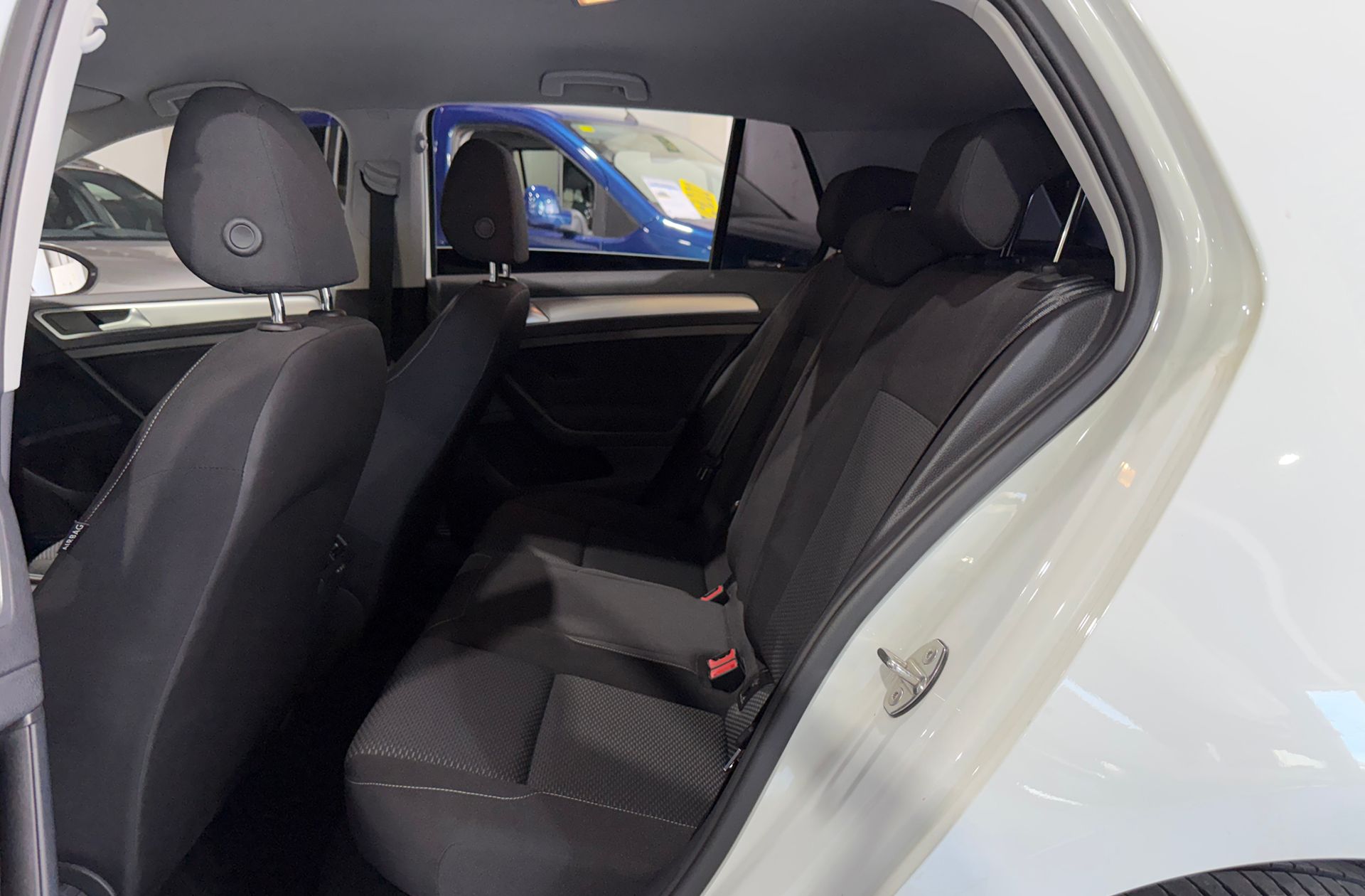 Volkswagen Golf Ready2Go 1.0 TSI - foto 11