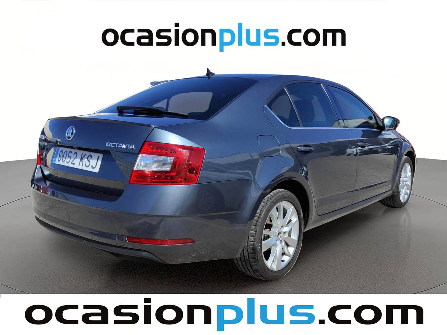 Foto trasera Skoda Octavia Skoda Octavia 1.5 TSI Style (150 CV) derecha