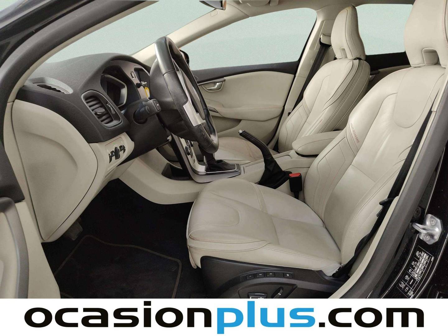 Foto asientos delanteros Volvo V40 Volvo V40 D3 Momentum Auto (150 CV) Edicion Ocean Race