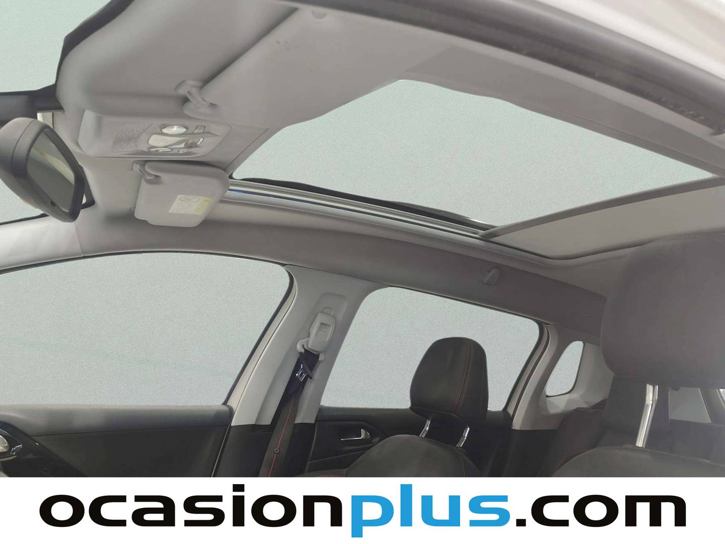 Extras y acabados del Peugeot 2008 Peugeot 2008 PureTech 130 S&S GT Line (130 CV)