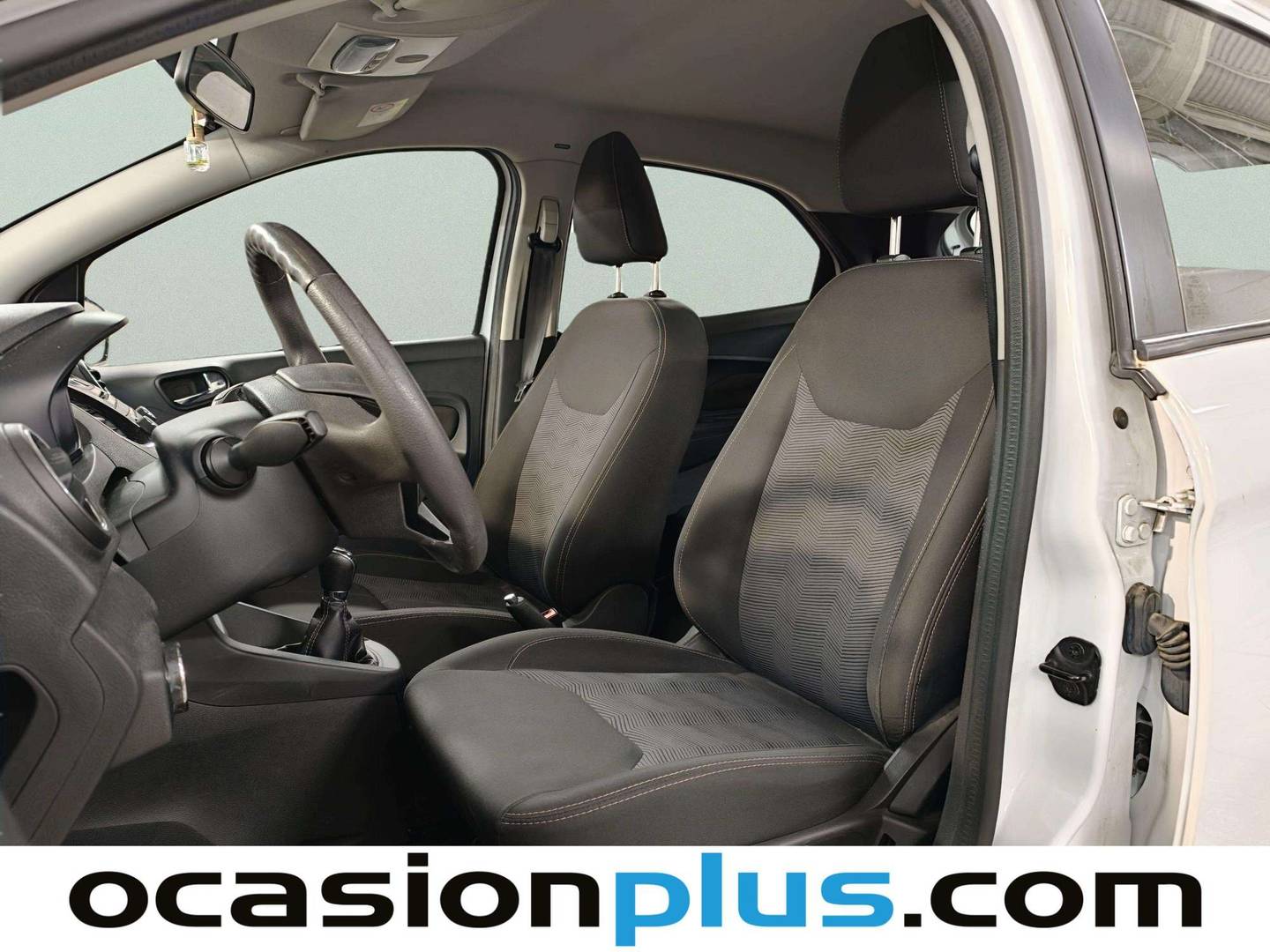 Foto asientos delanteros Ford Ka+ Ford Ka+ 1.2 Ti-VCT Ultimate (85 CV)