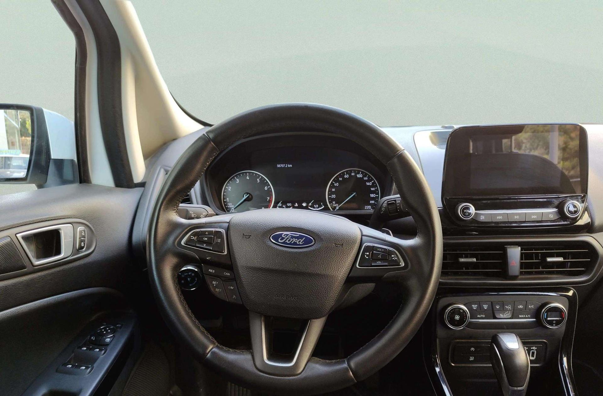 Ford EcoSport 1.0 EcoBoost Titanium - foto 19
