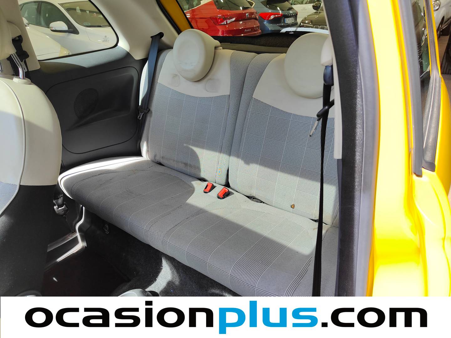 Foto asientos traseros Fiat 500 Fiat 500 1.2 8v Lounge (69 CV)