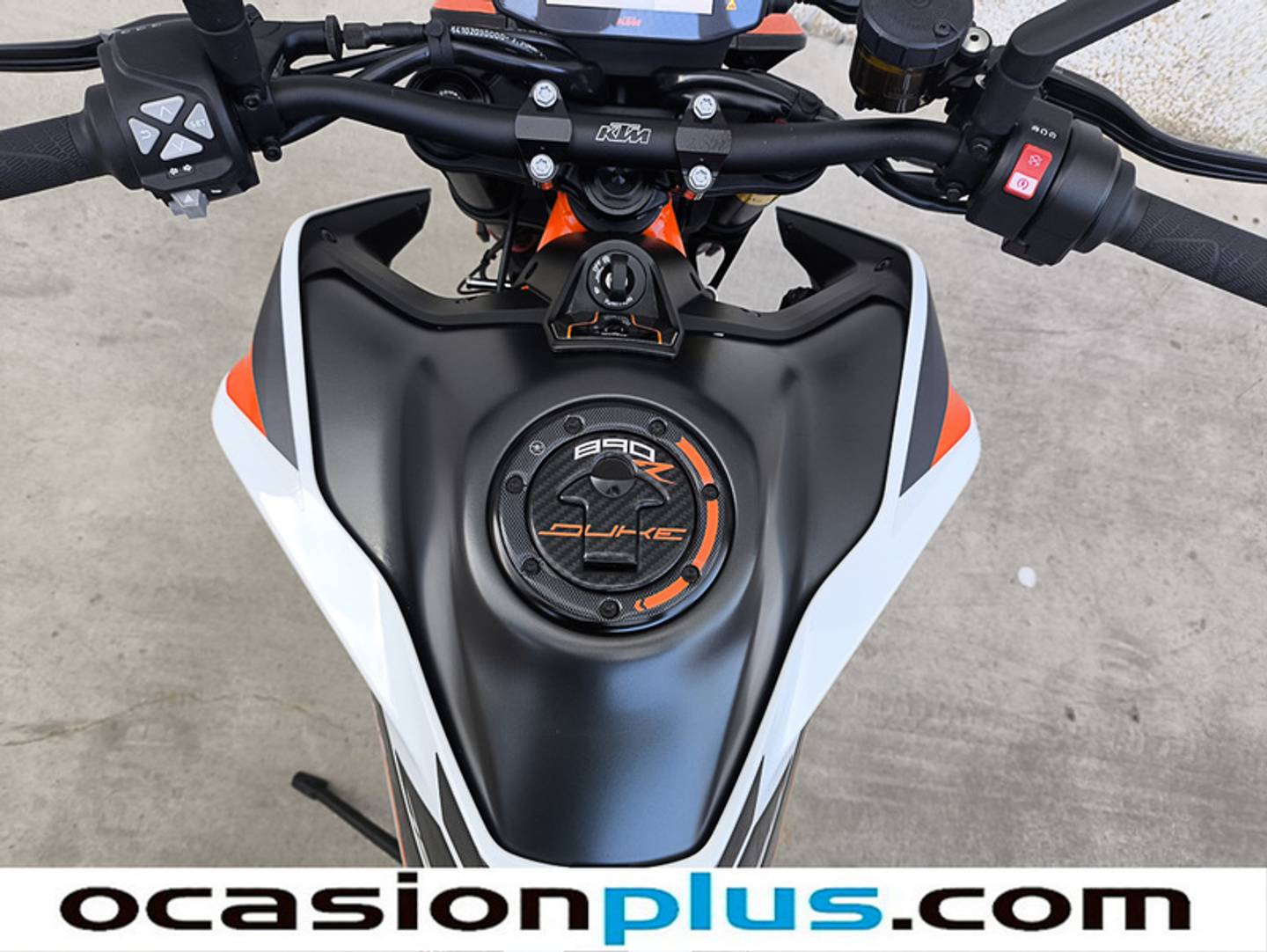 Foto KTM Duke R 890 KTM Duke R 890 R 890 (121 CV)