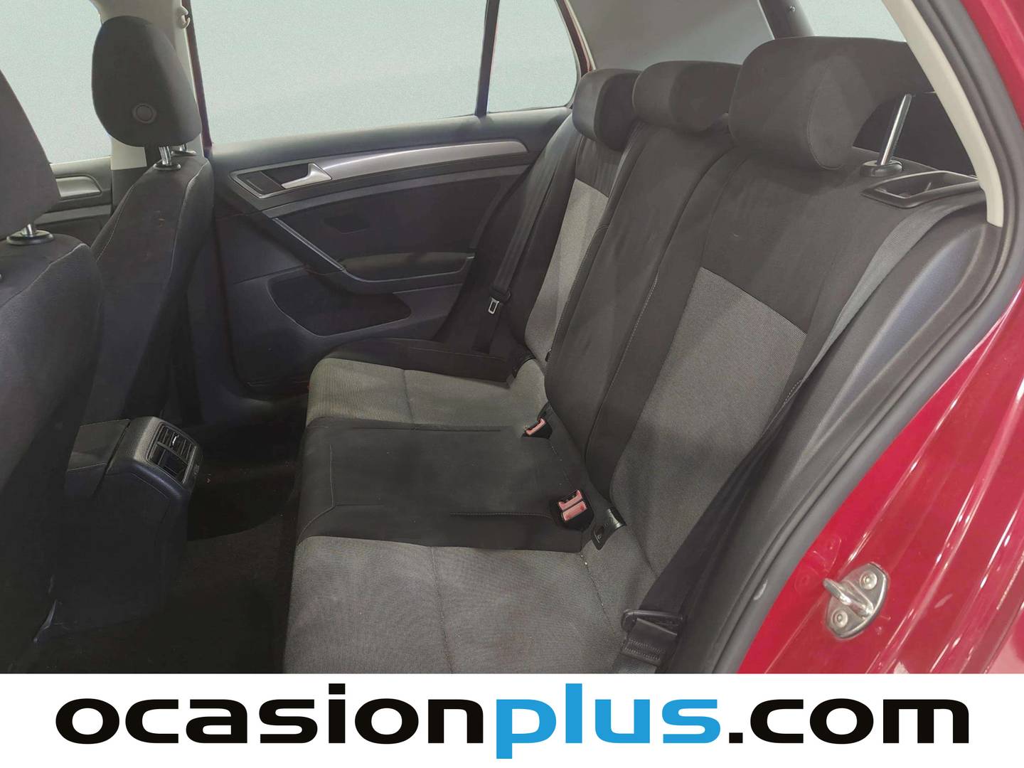Foto asientos traseros Volkswagen Golf Volkswagen Golf Business 1.6 TDI BMT (110 CV)