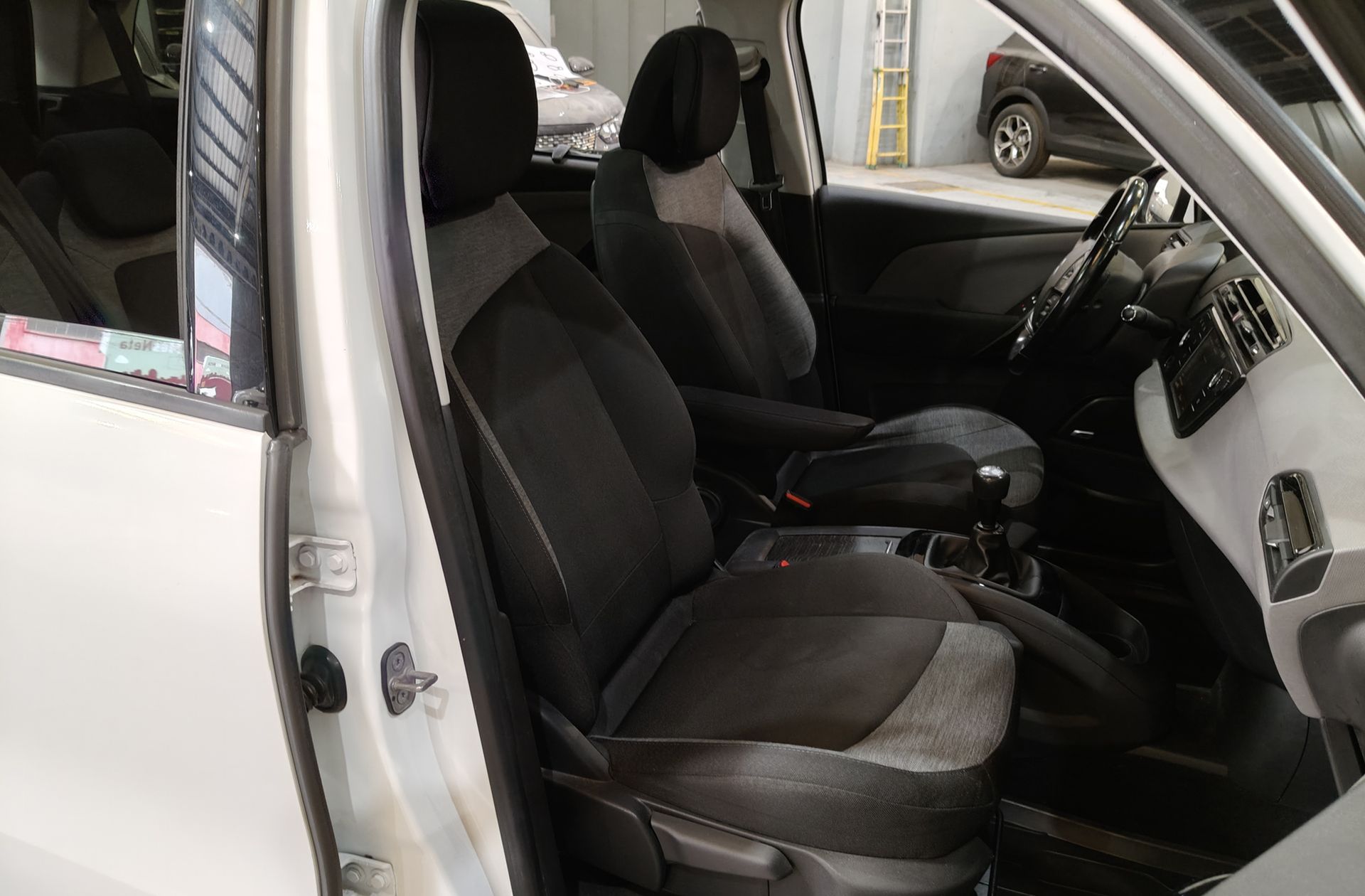Citroën C4 Grand Picasso BlueHDi 120 Feel 7 plazas - foto 23