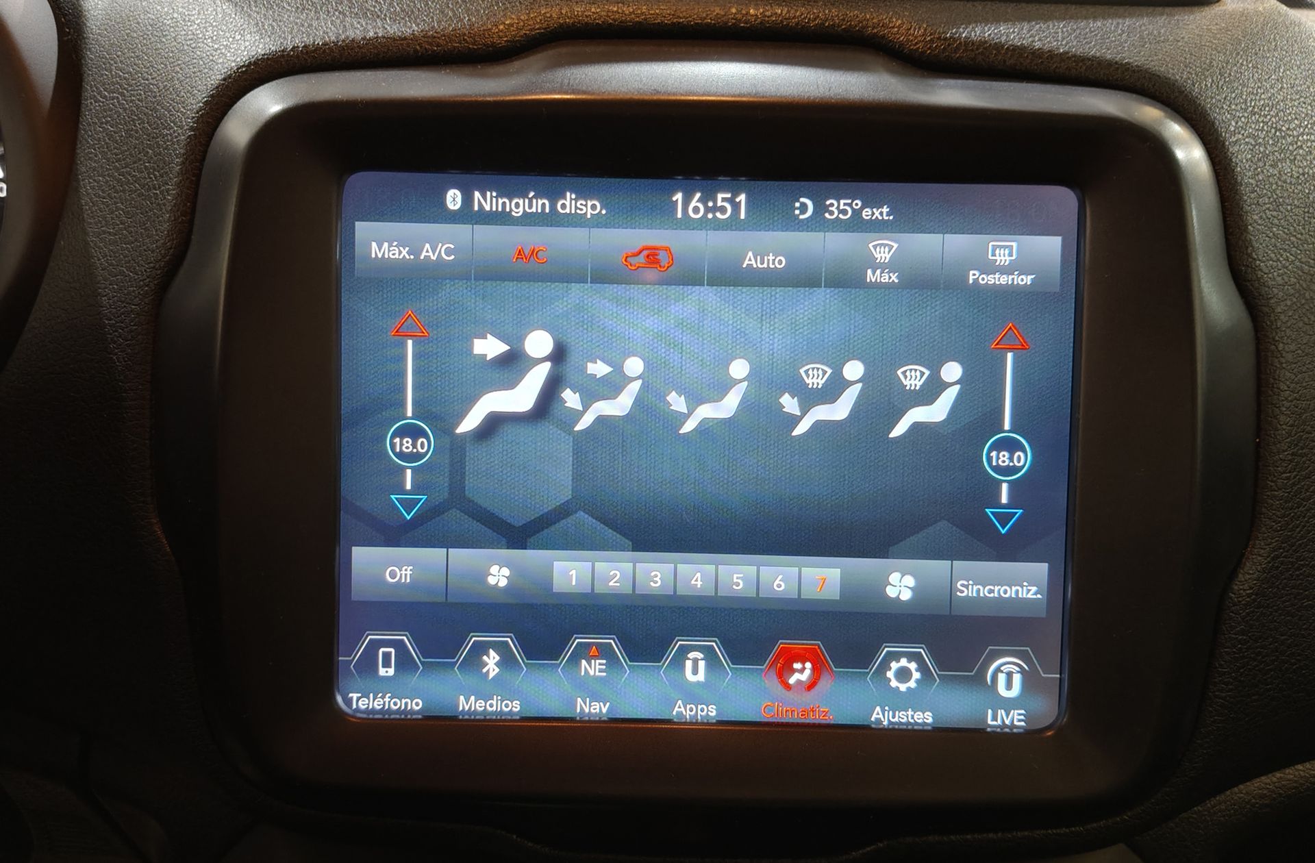 Jeep Renegade 1.3G Limited 4x2 Ddct - foto 27