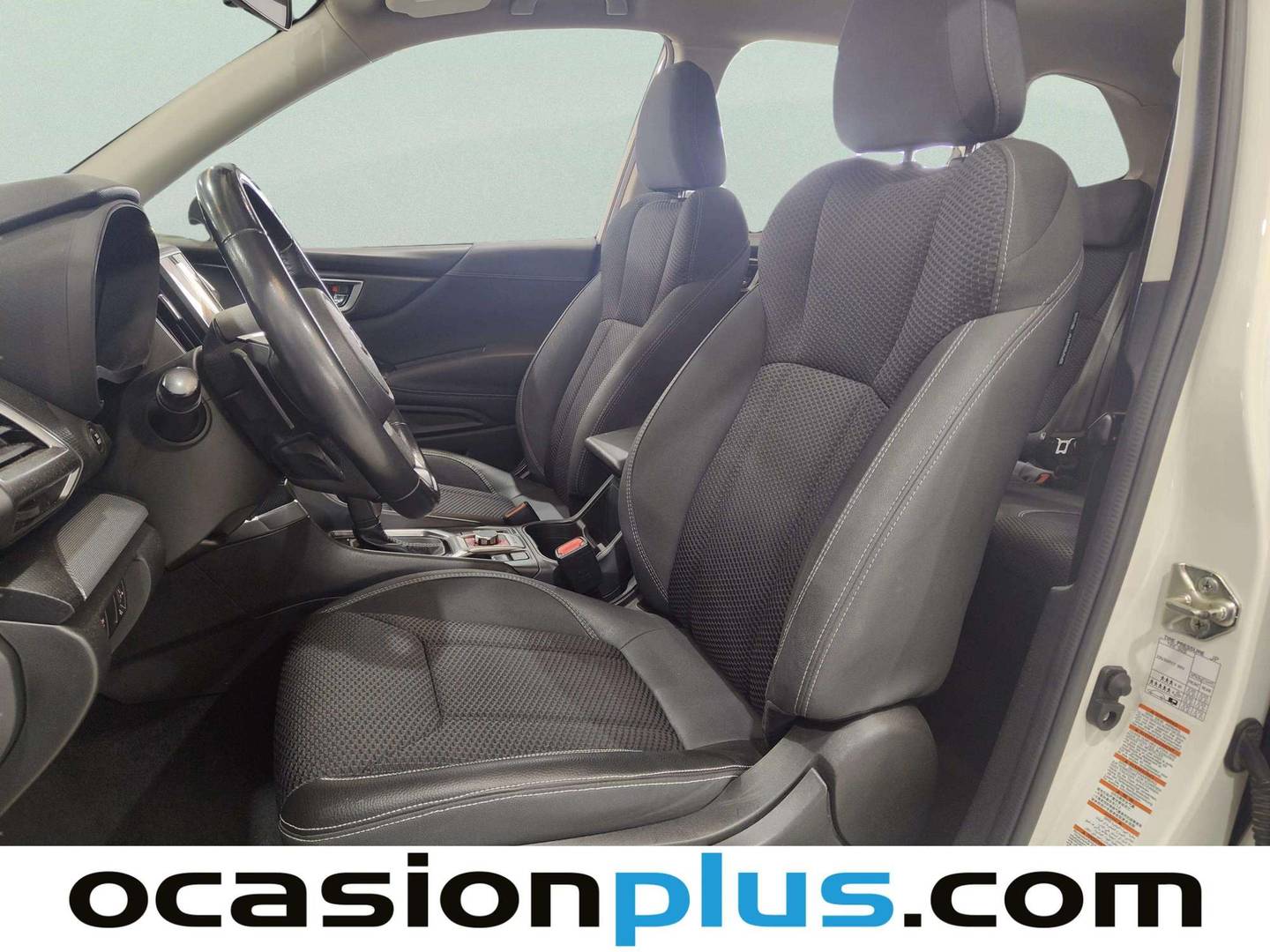 Foto asientos delanteros Subaru Forester Subaru Forester 2.0i Hybrid Sport Plus Lineartronic (150 CV)