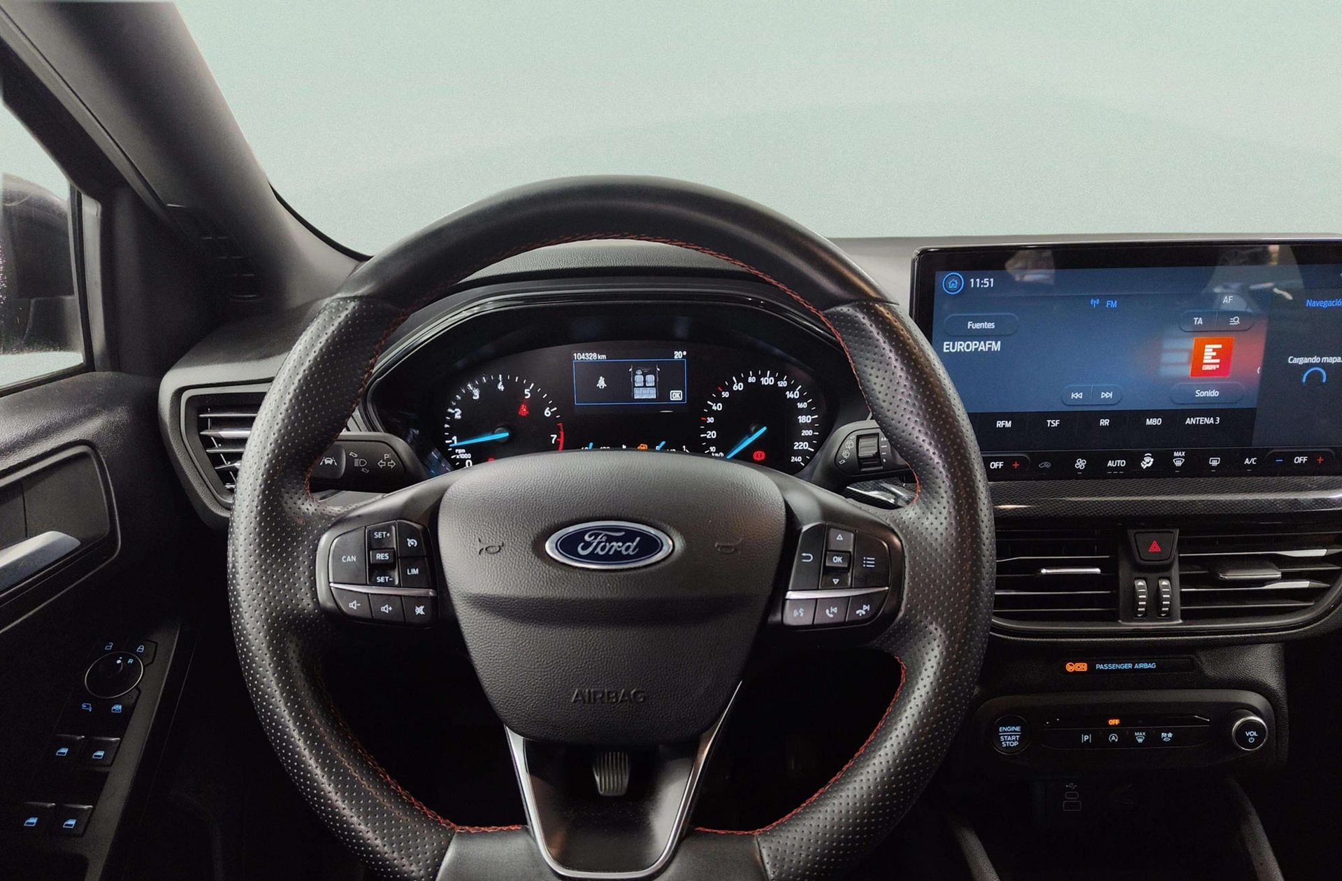 Ford Focus SportBreak 1.0 EcoBoost MHEV ST-Line - foto 22