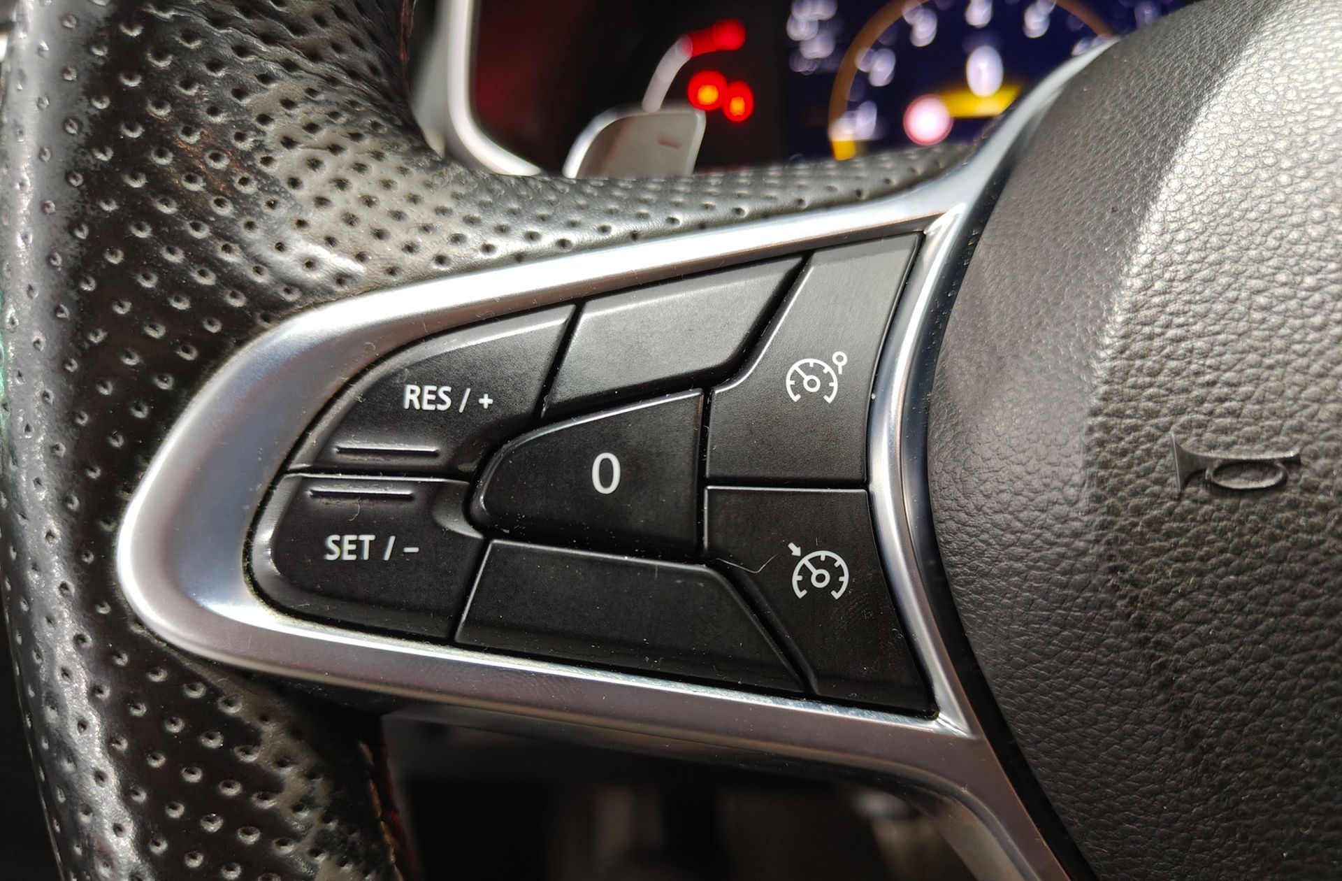 Renault Clio RS Line TCe GPF EDC - foto 29
